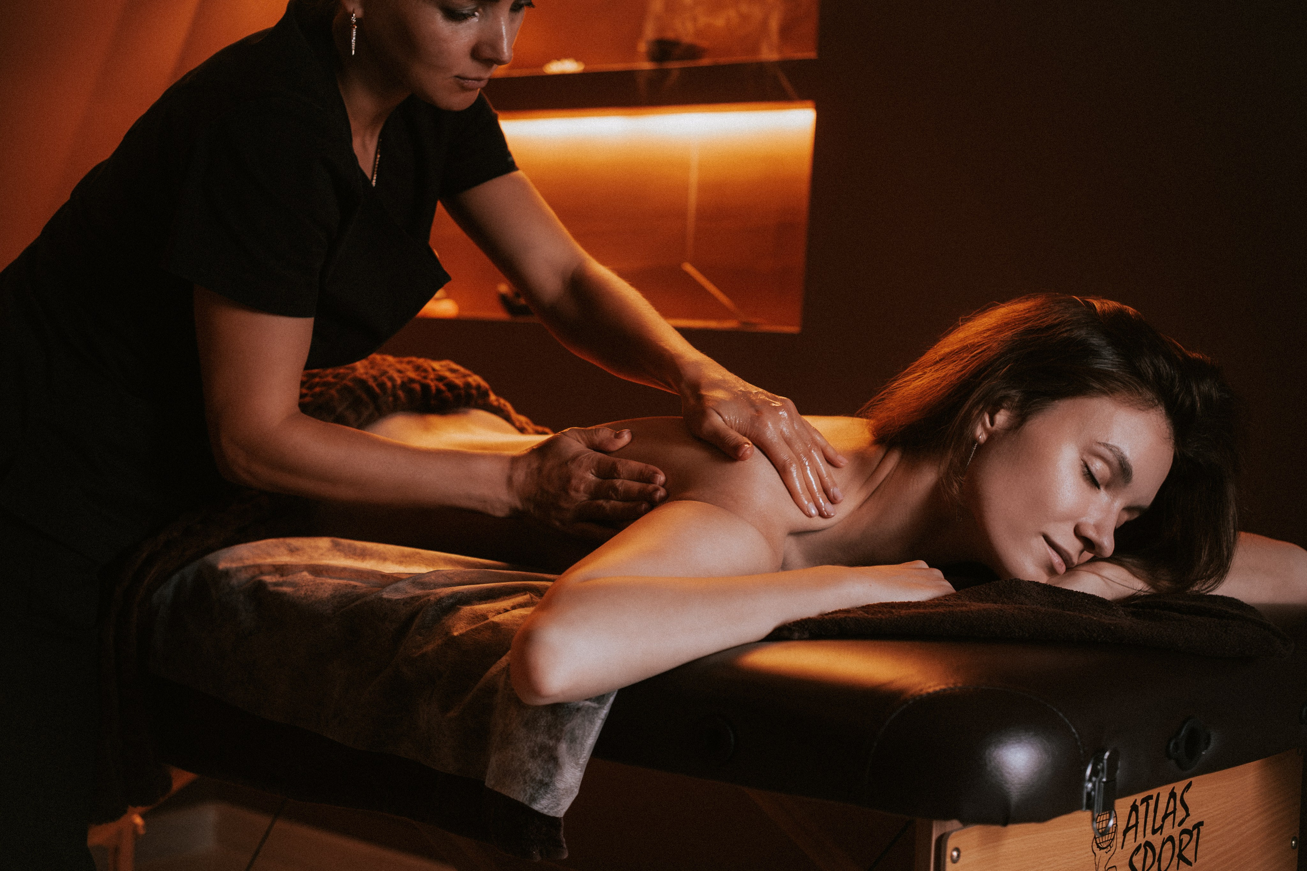 Контент-съемка Массажная студия «White Lotus». Коммерческий и Портретный Фотограф Симферополь Крым Максим Махо