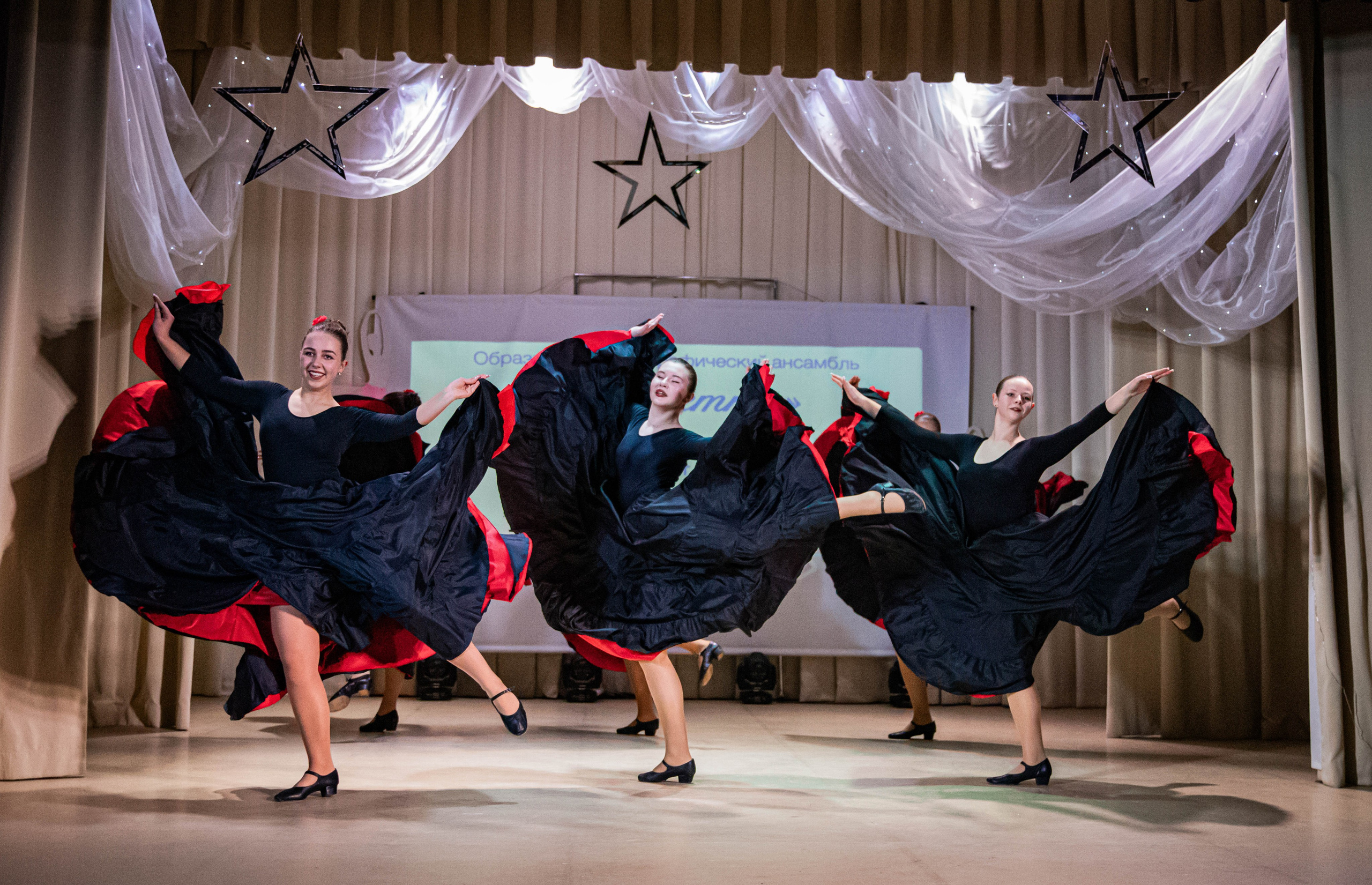 «Конфетти» Юбилейный концерт «Твори Добро». Фотограф Дарья Маташкова