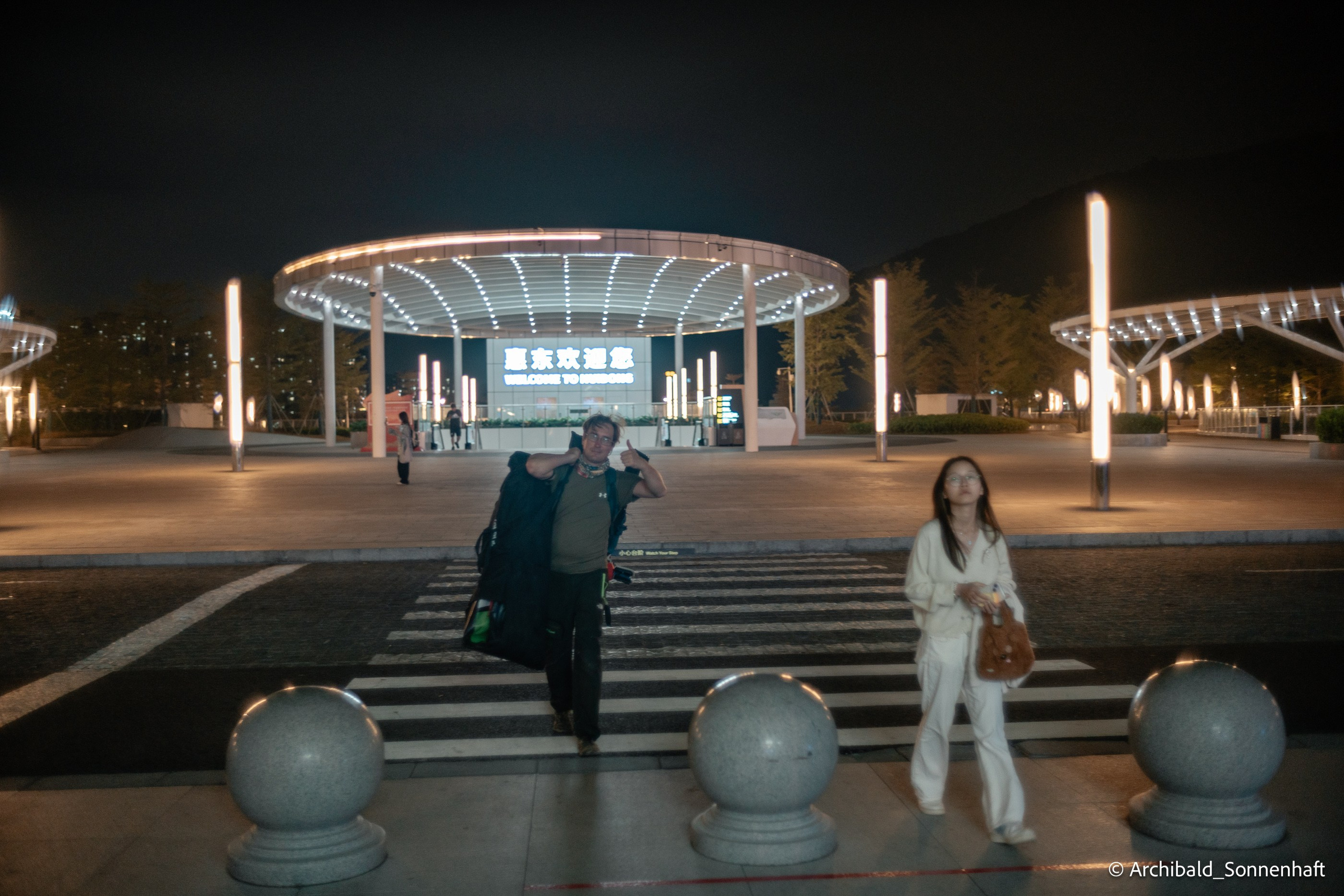 Kayaking in Huizhou, China. Photographer in Guangzhou, China. Archibald Sonnenhaft