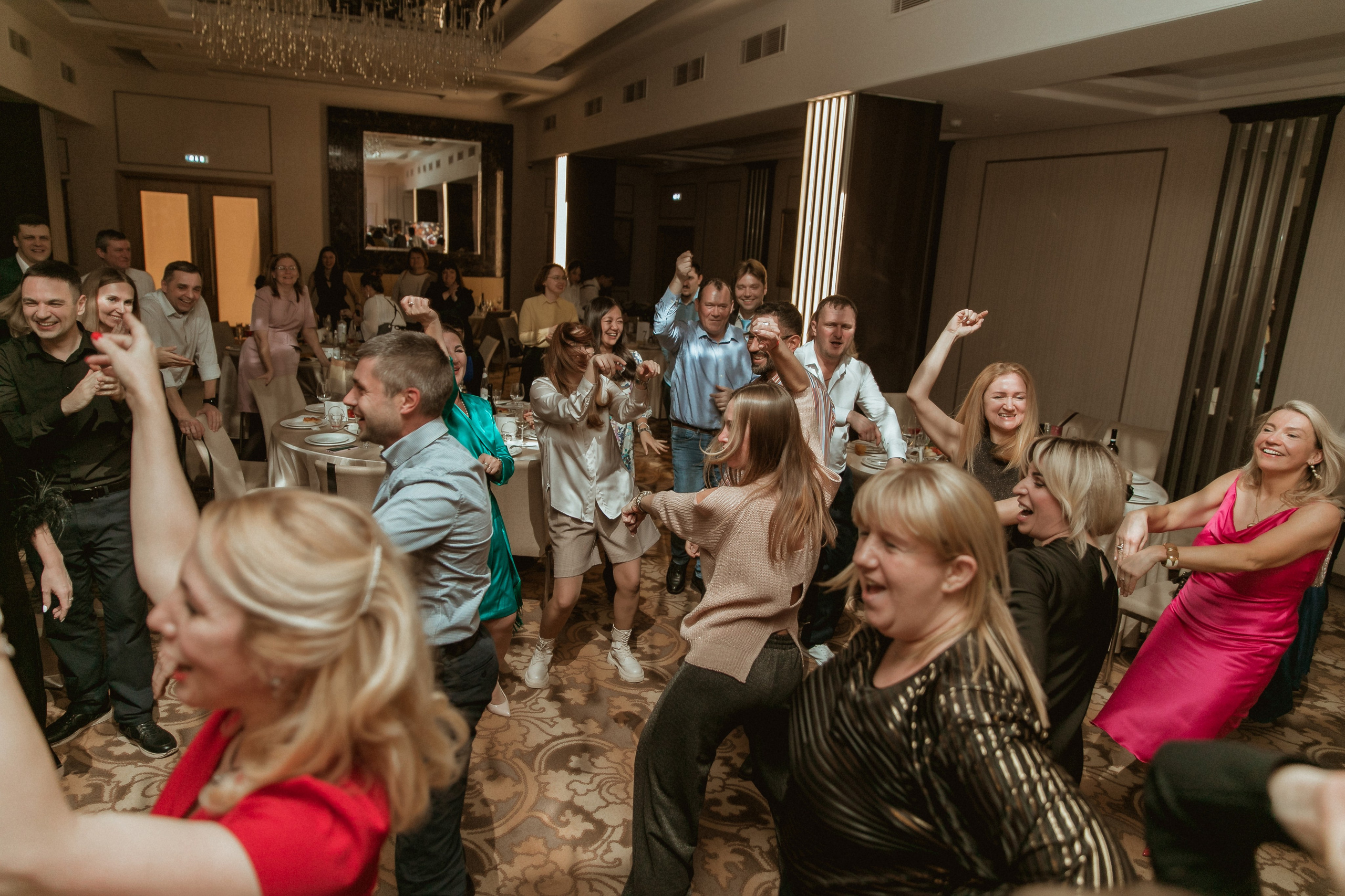 Фотограф на корпоратив. Фотограф, видеограф на свадьбу в Москве Никита Назаров