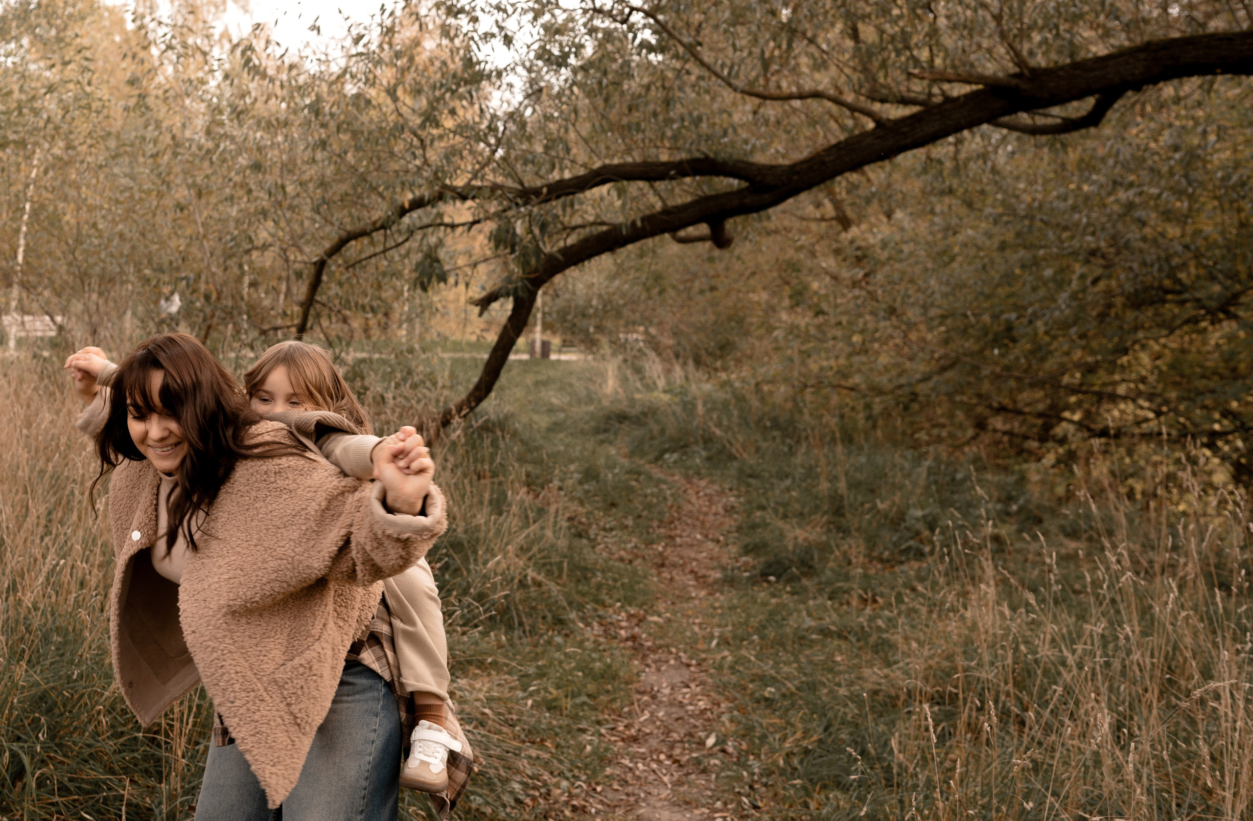 Настя и Васса. Свадебный и семейный фотограф в Серпухове Александра Дерюшева