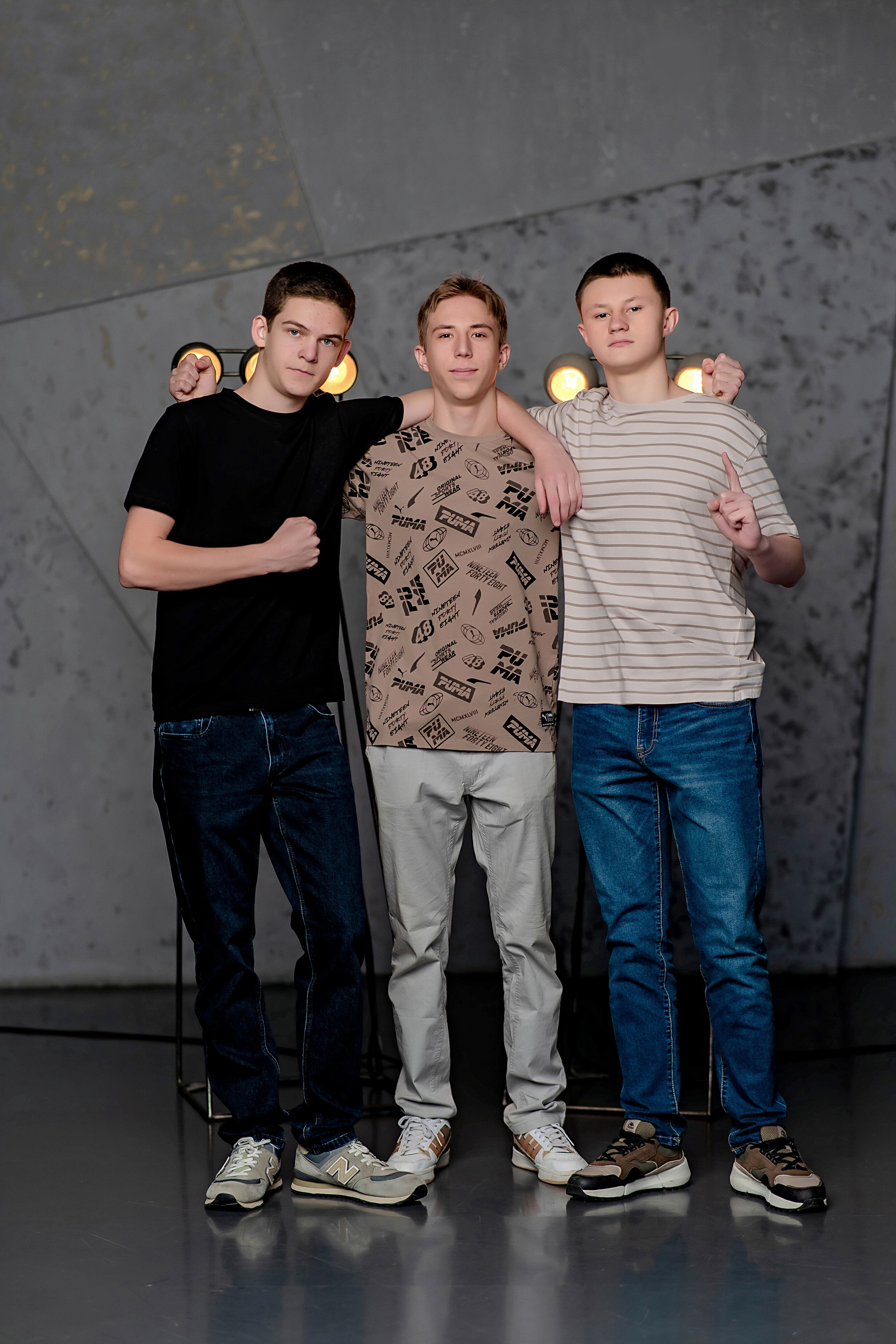 Выпускные (школьные) альбомы (книги) в Ростове-на-Дону. Современные Выпускные Альбомы в Ростове-на-Дону