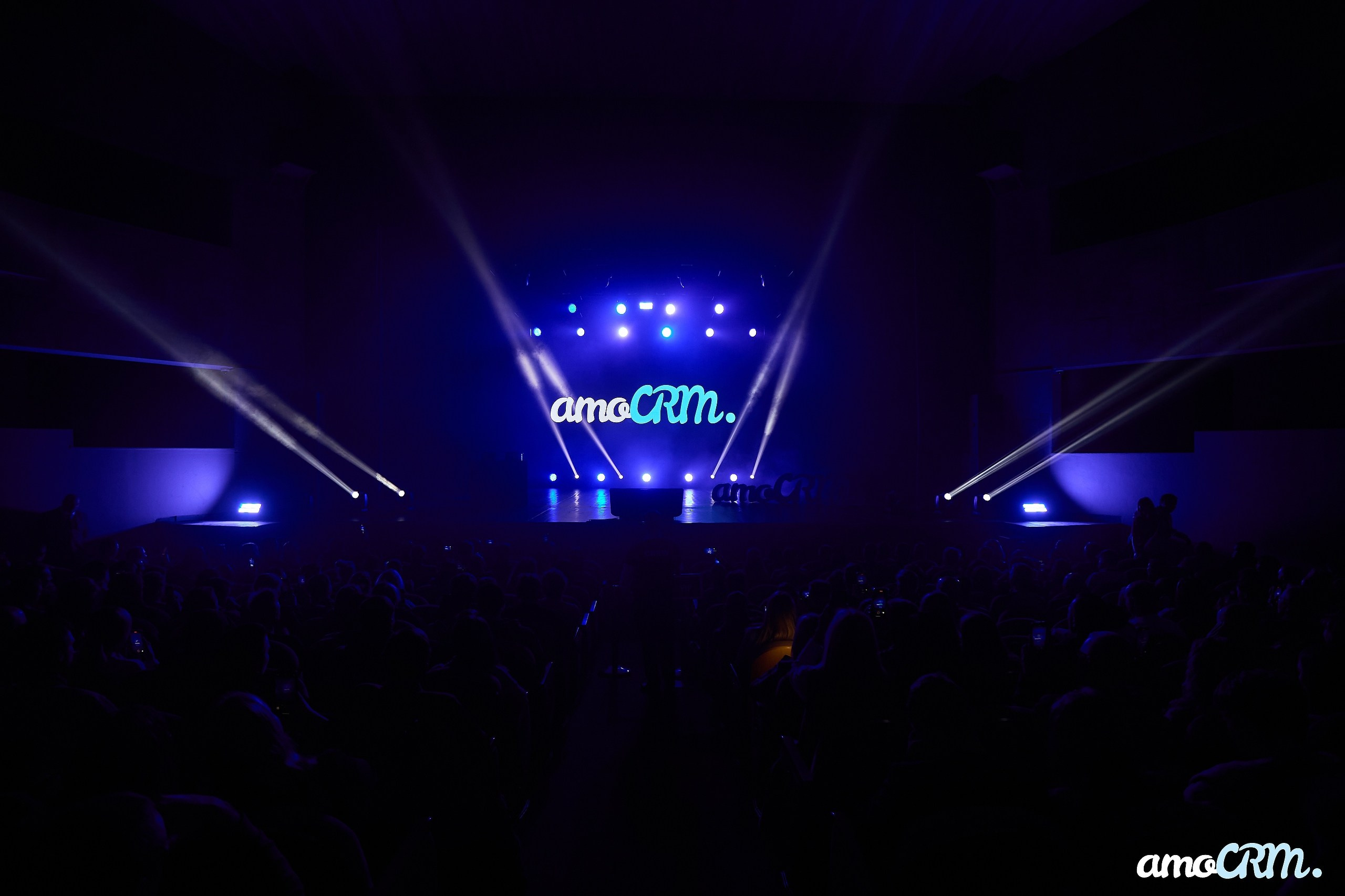 CRM Days от AmoCRM. Фотограф Валерий Сабрам