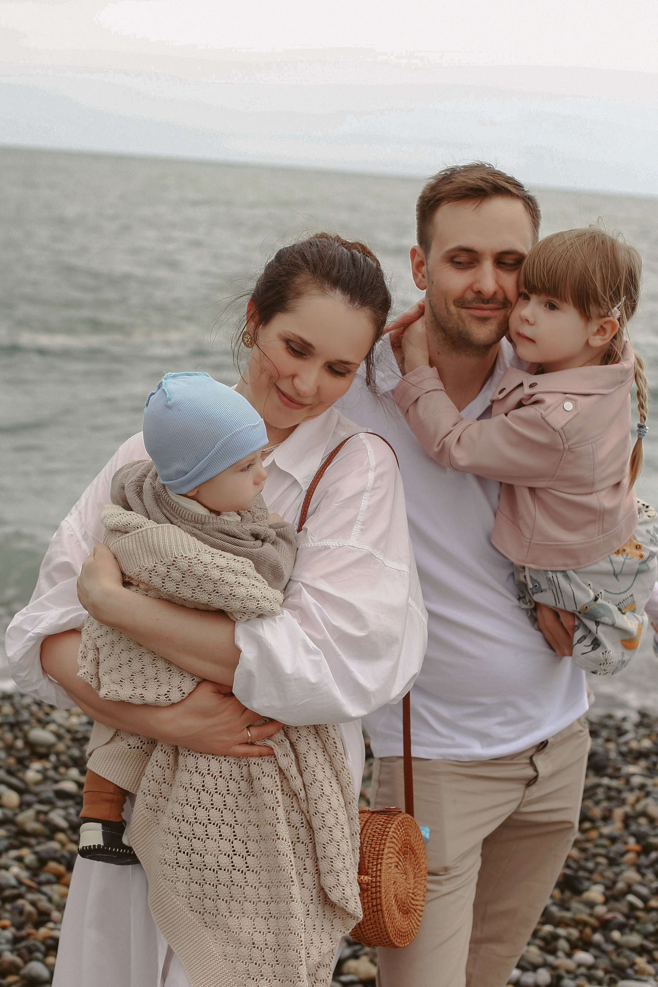 Ирина. Милана Довгаль - семейный фотограф и видеограф  в Адлере и Сочи