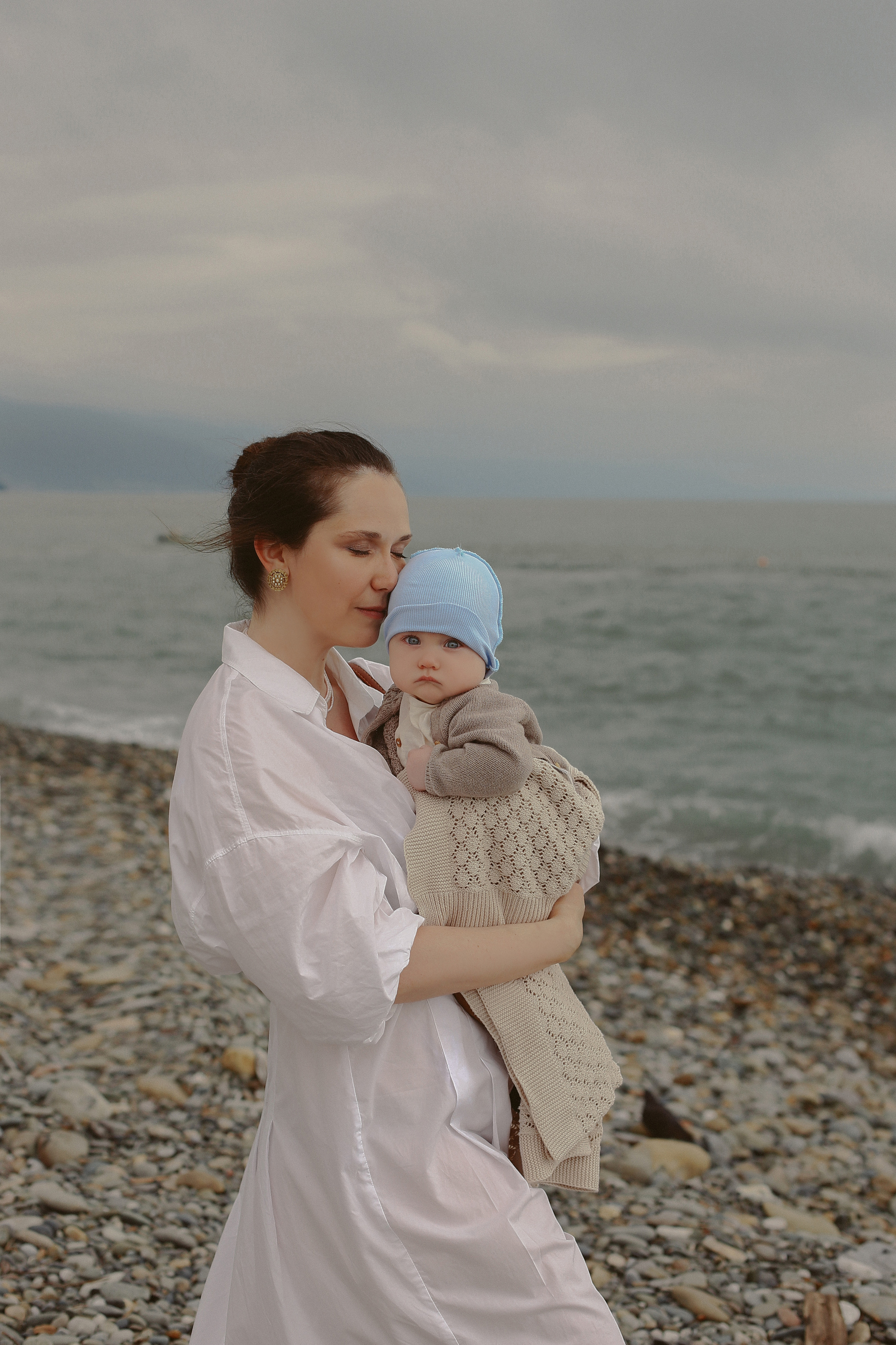 Ирина. Милана Довгаль - семейный фотограф и видеограф  в Адлере и Сочи