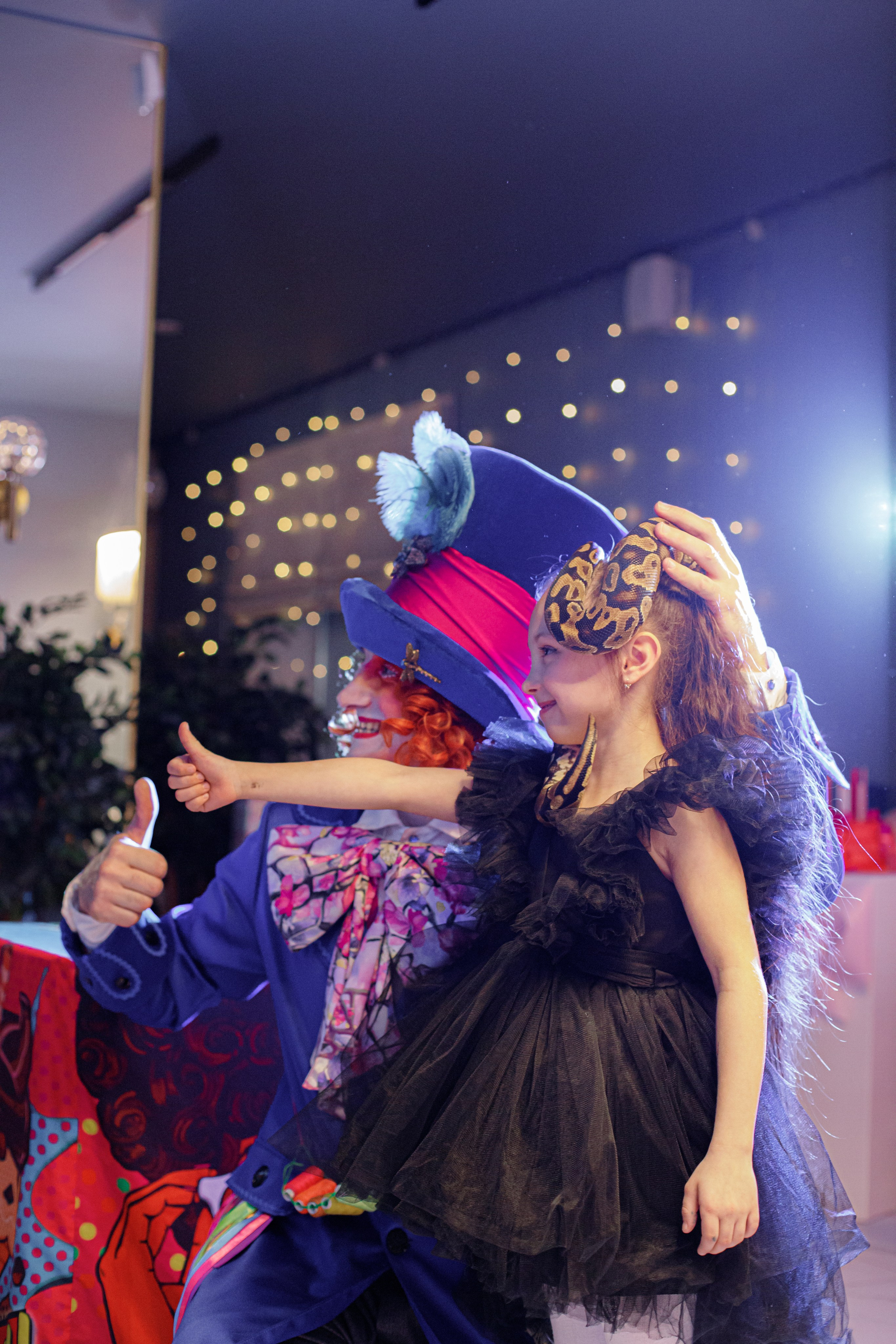 ASIA'S BIRTHDAY PARTY. Photokarish