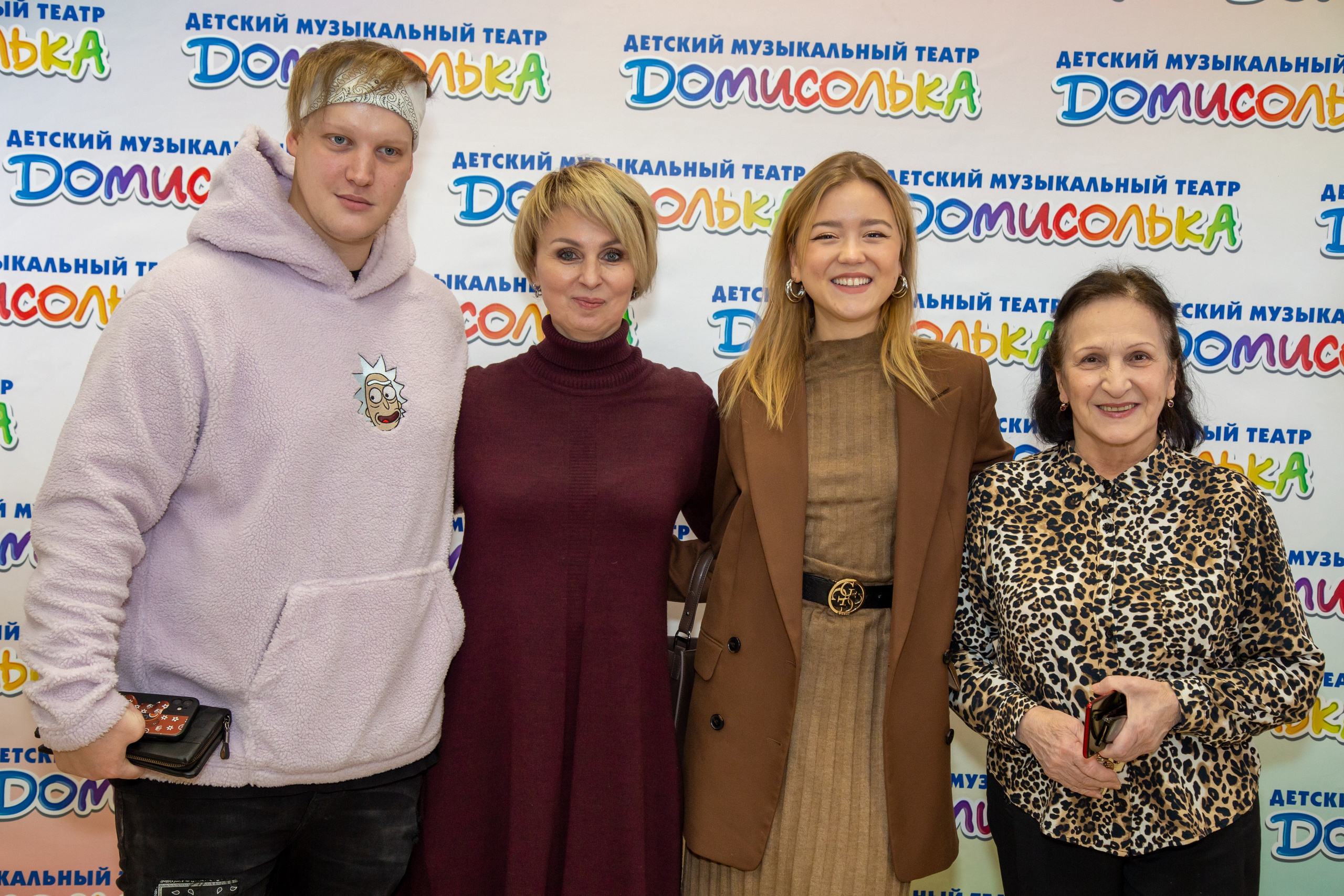 Репортажная съёмка для Домисольки на новый год. «Студия DRONAVT`s» — видеосъёмка и фотография г. Москва