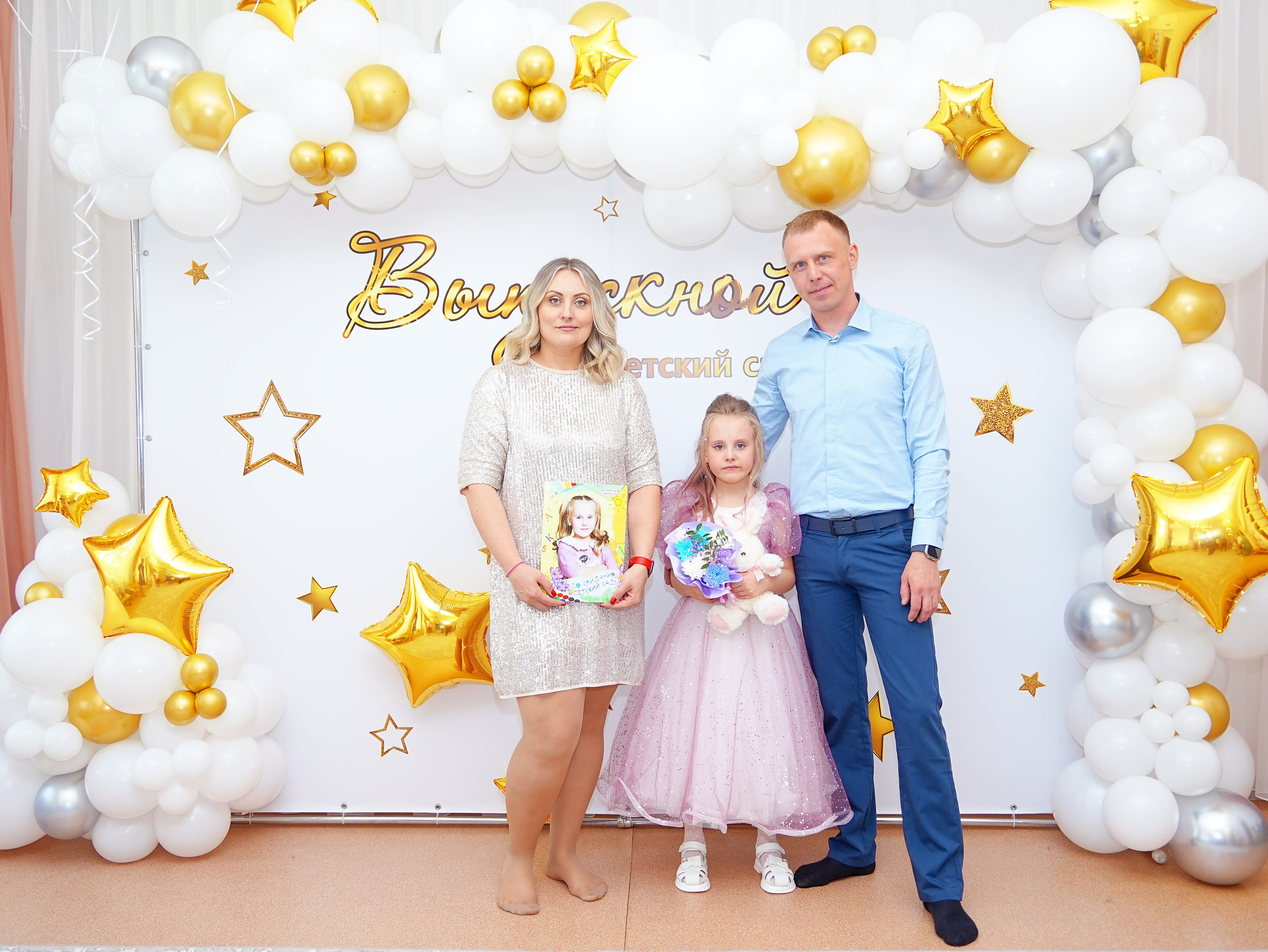 Фотосъемка видеосъёмка фотограф видеооператор новогодних утренников  в. Фотограф, видеооператор Нина Коршунова