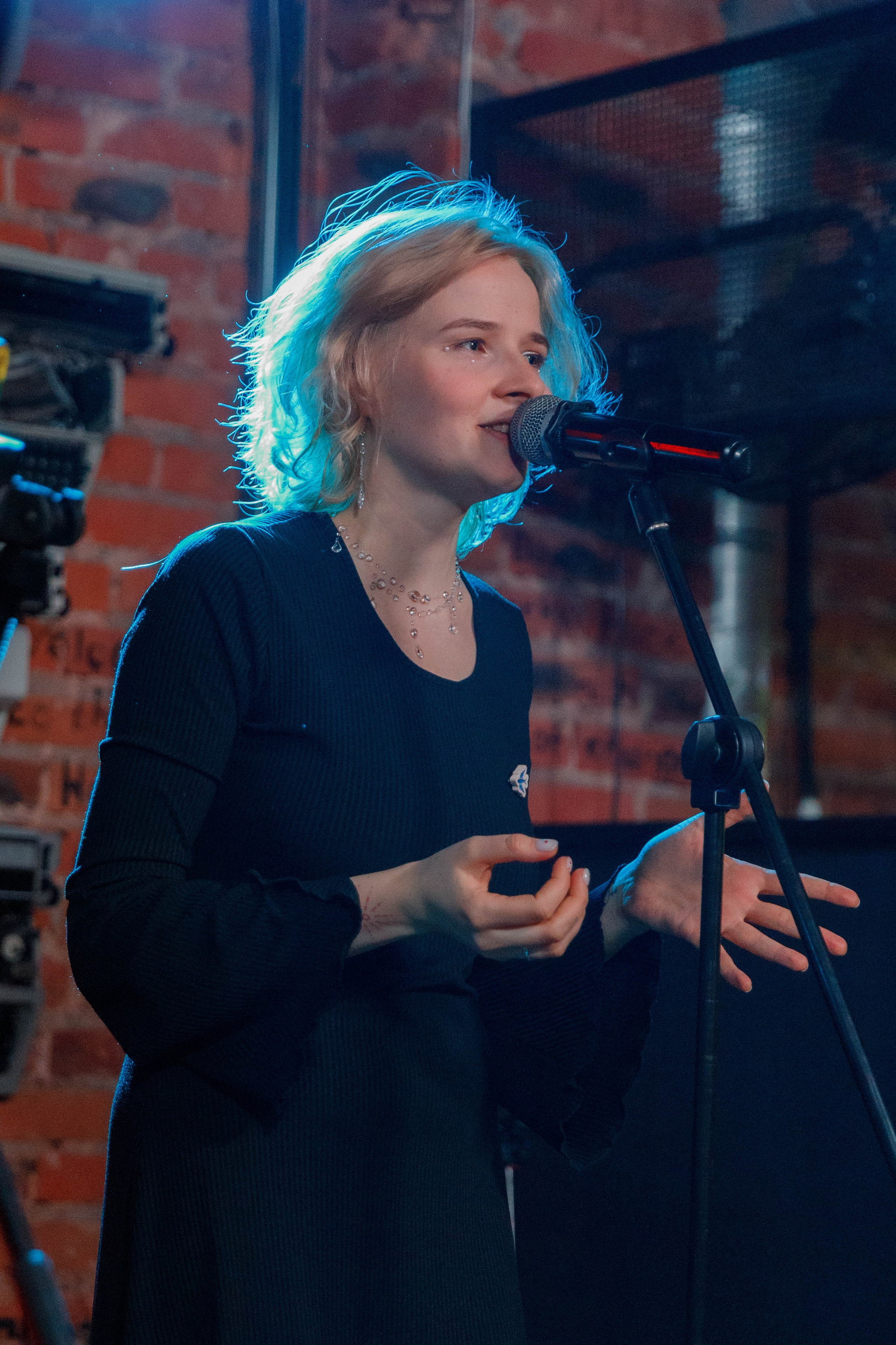 Концерт Огнева и Аня из Питера. Репортажный фотограф в Новосибирске Алена Помазунова