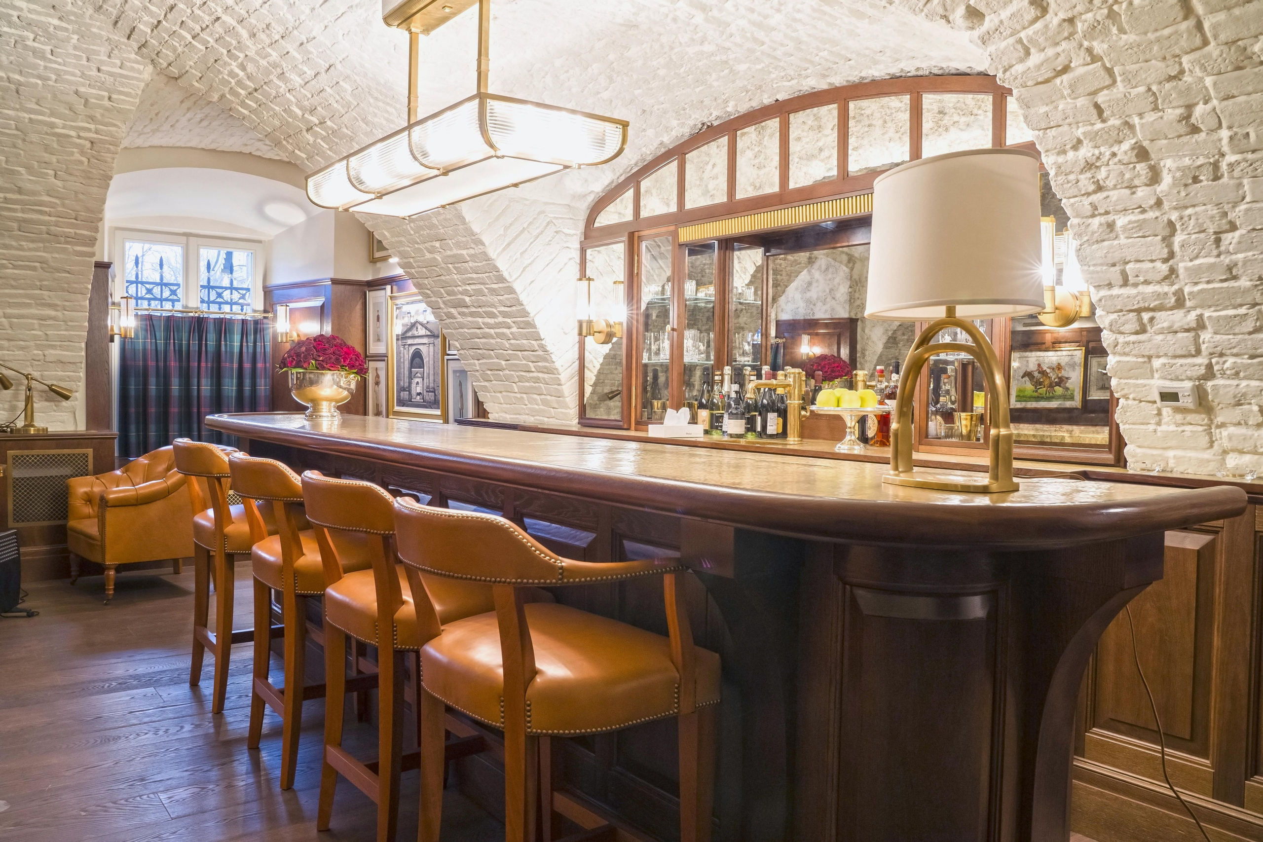 Интерьер бара ресторана. Фотограф в Санкт-Петербурге. Репортажная и все съёмки для бизнеса