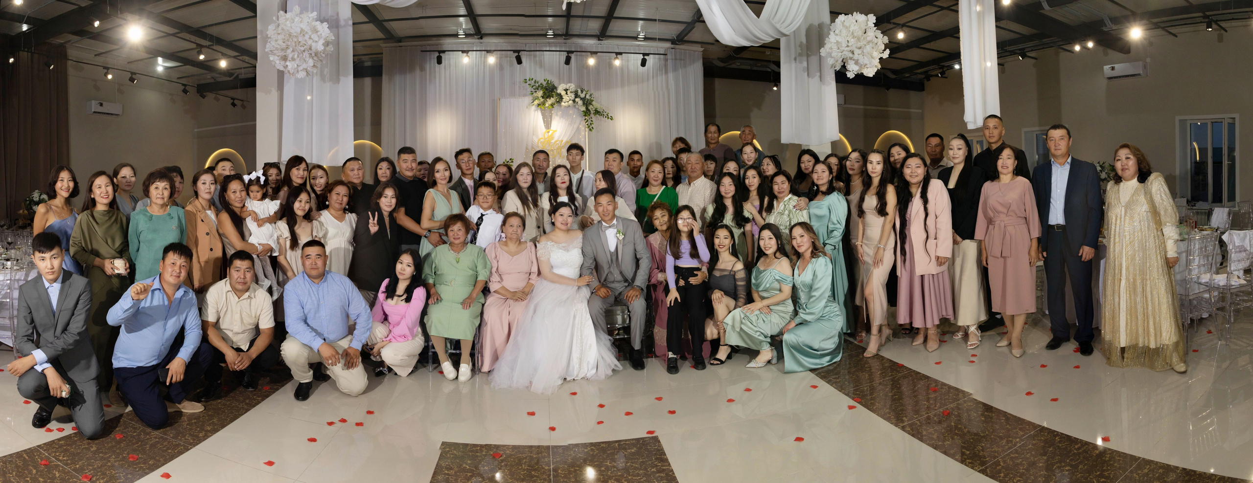 Кыыдаана и Айсен. Фотограф Якутск Зоя Николаева