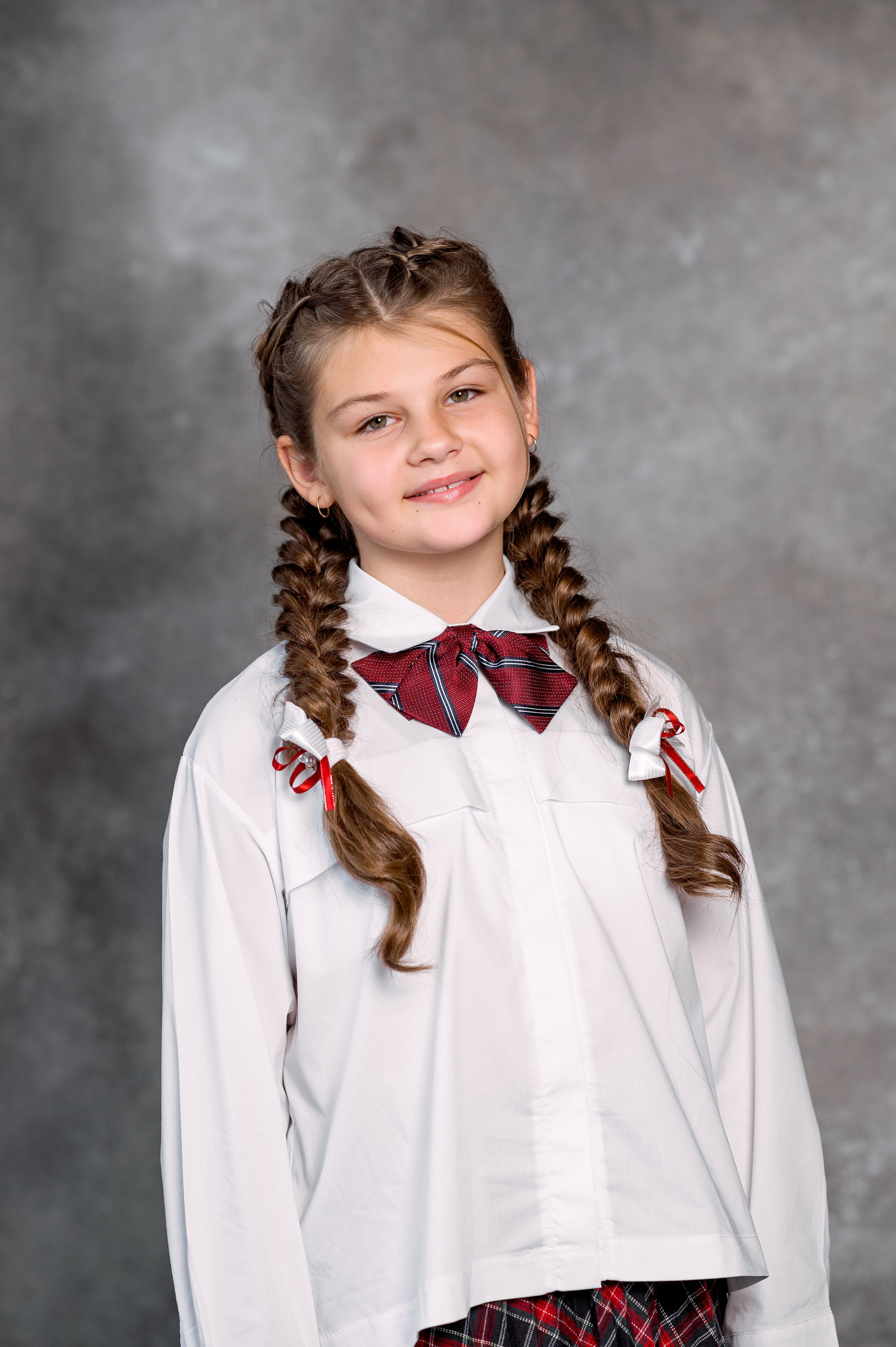 Подготовка к съёмке на выпускной альбом