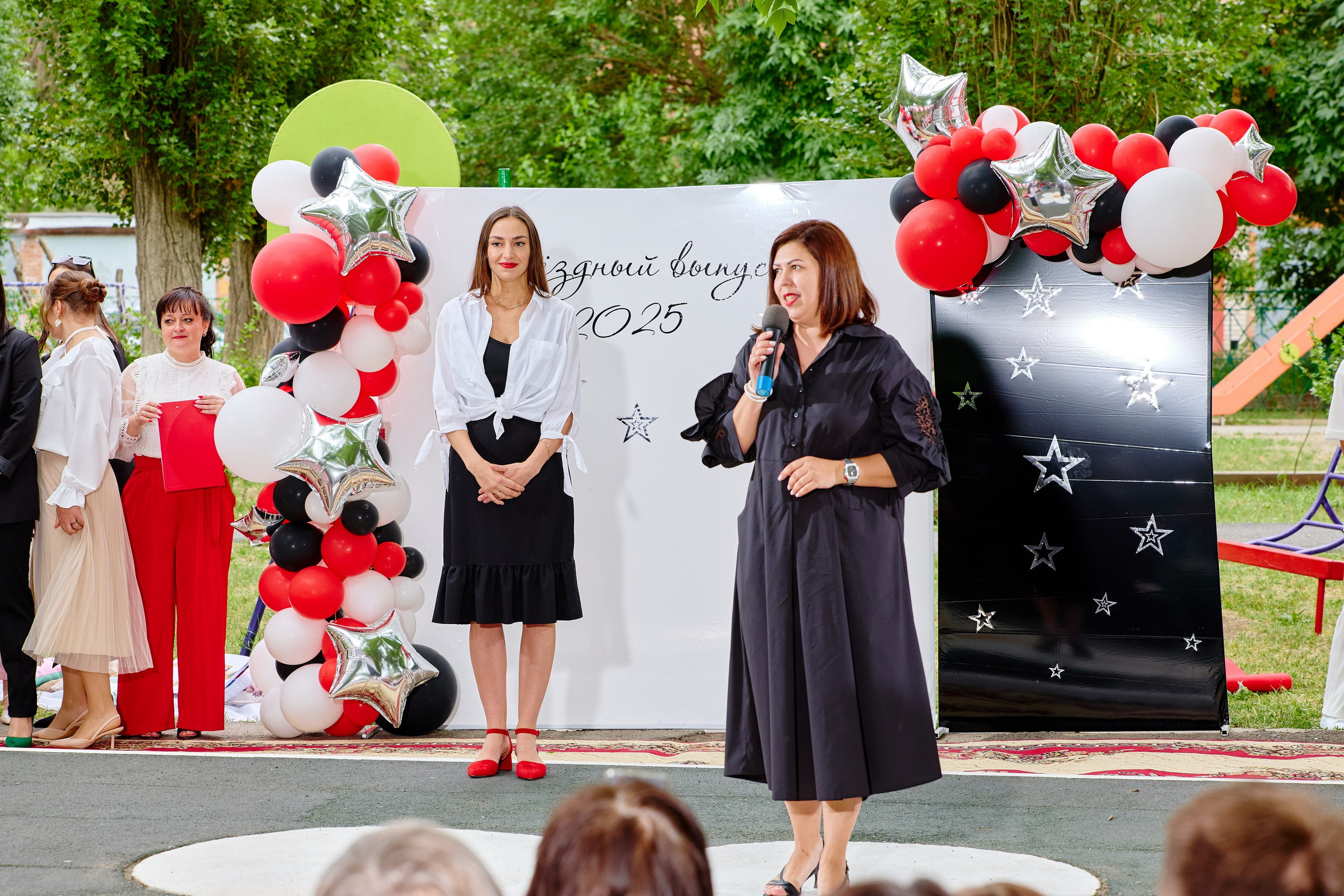 Выпускной 45 сад. Фотограф Выпускные альбомы Таганрог Сергей Коробченко