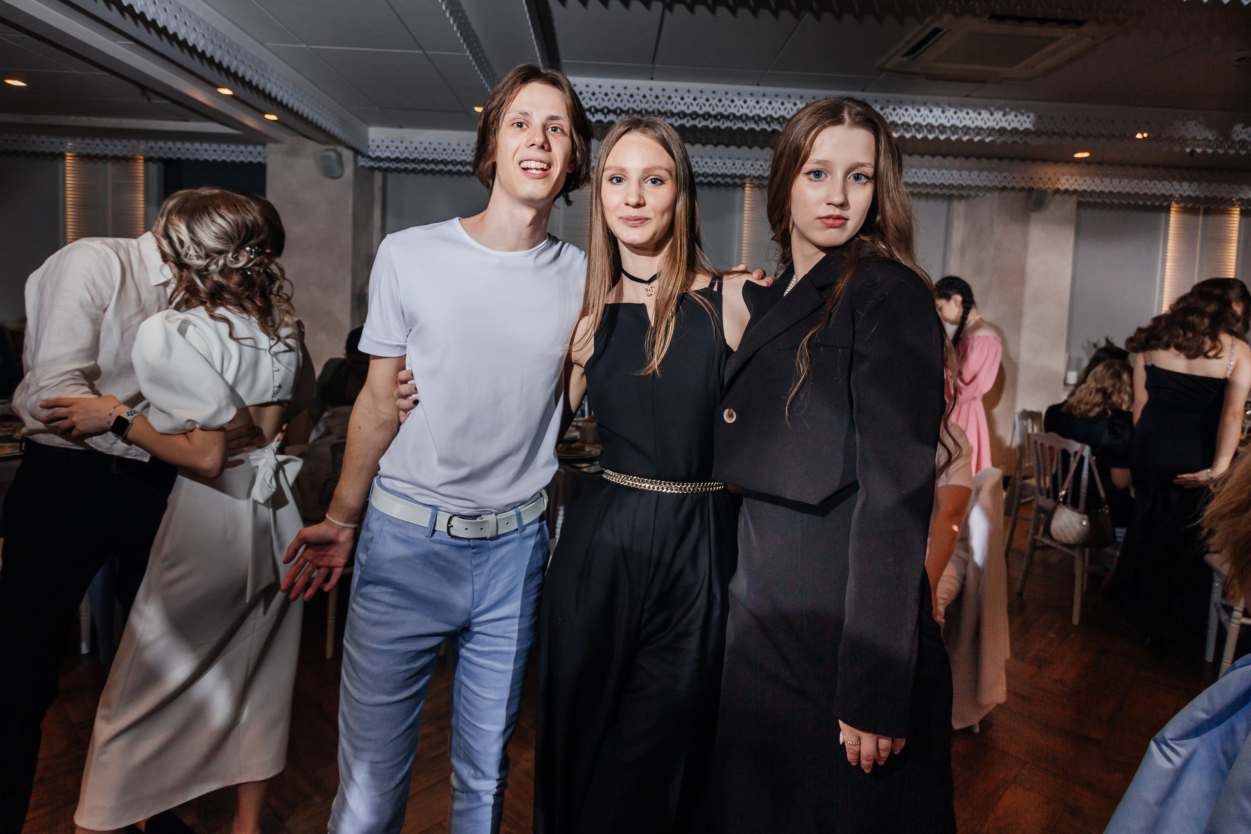 Выпускной 11 «А». Школа № 42. Свадебный фотограф в Краснодаре Николай Крауз