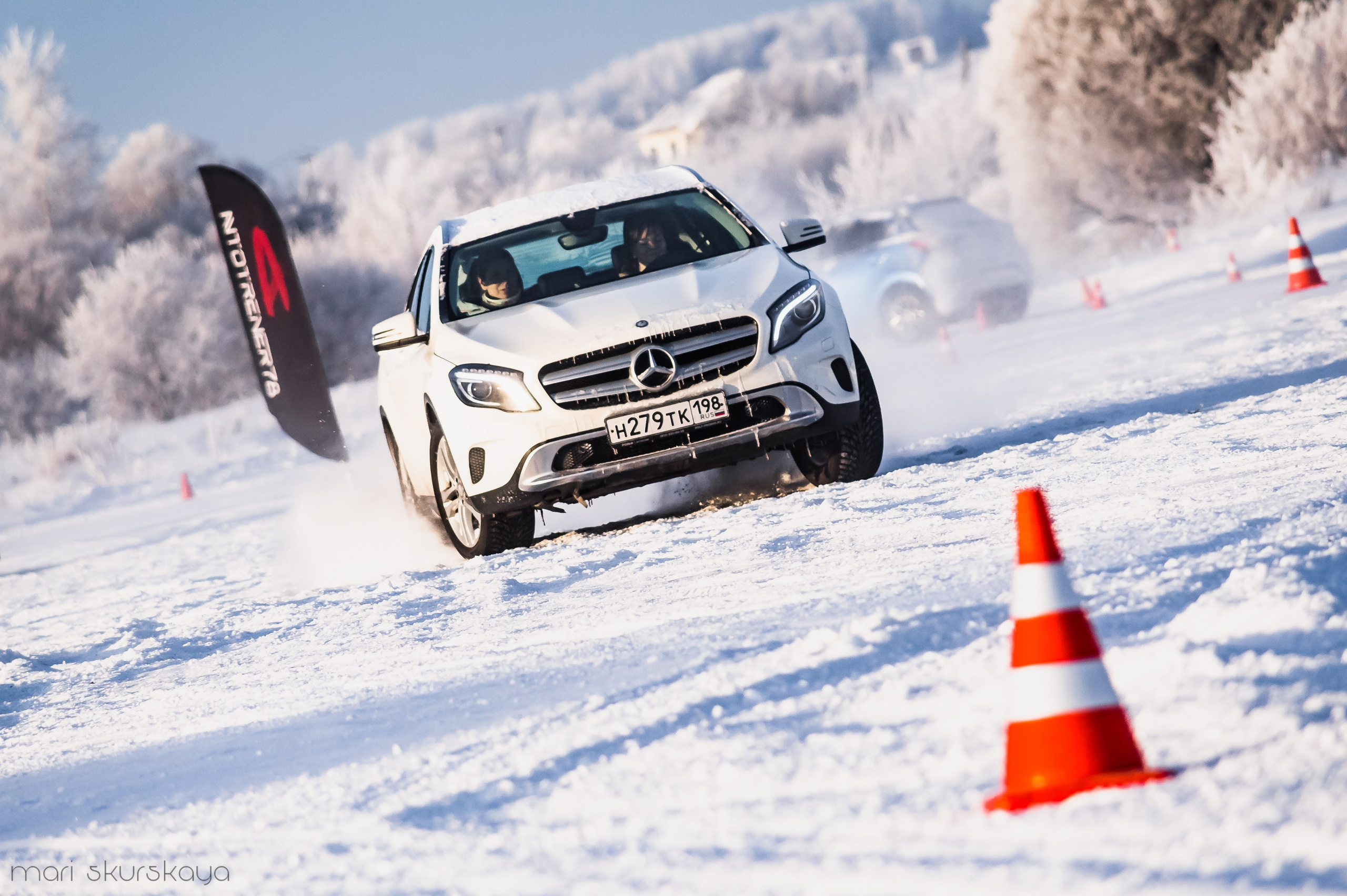 Контраварийная практика вождения автомобиля. Мотофотограф в Санкт-Петербурге Мария Скурская