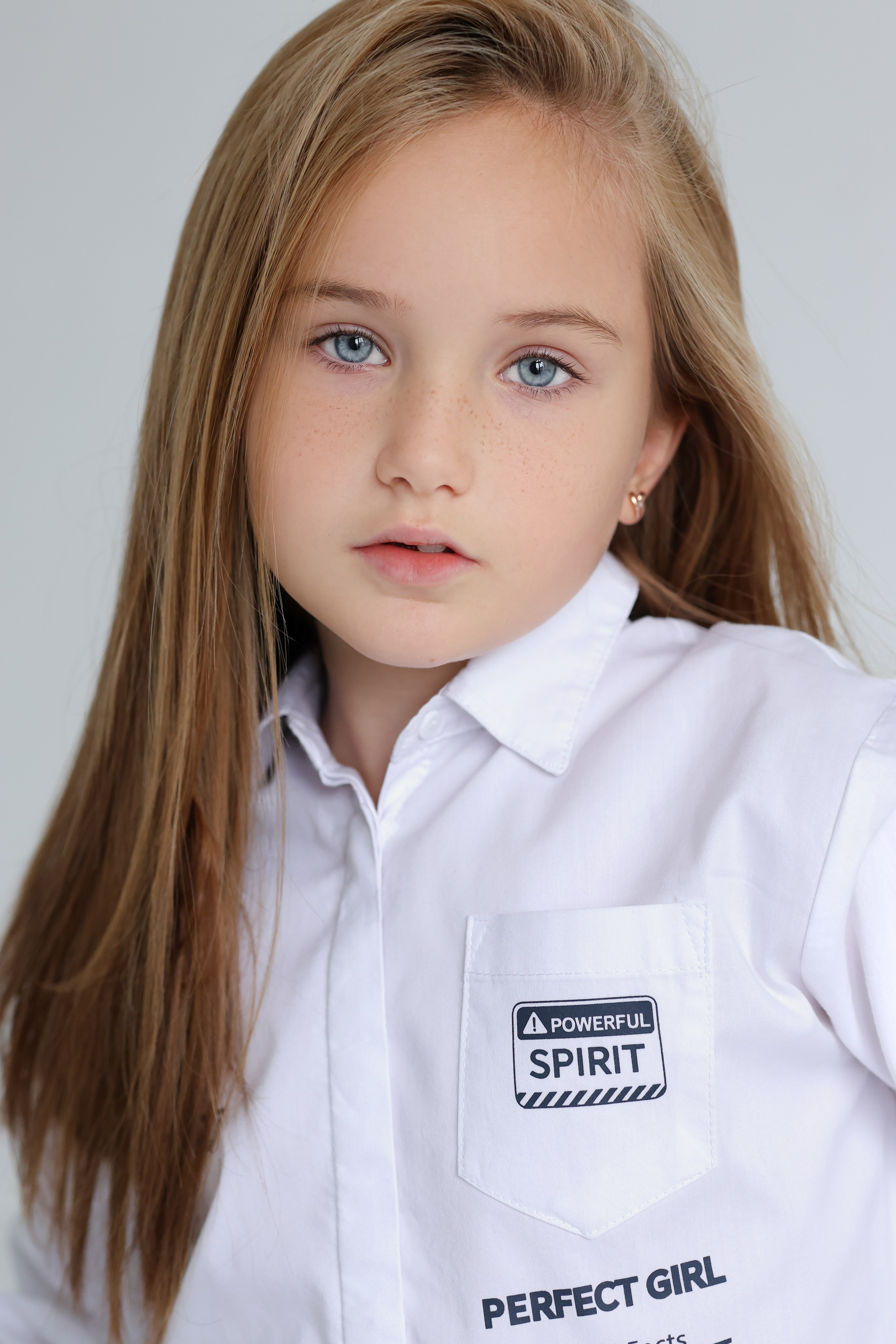 Модельное портфолио. Фотограф Мила Хлусова, Москва. Живые портреты, модельное портфолио и фотопрогулки