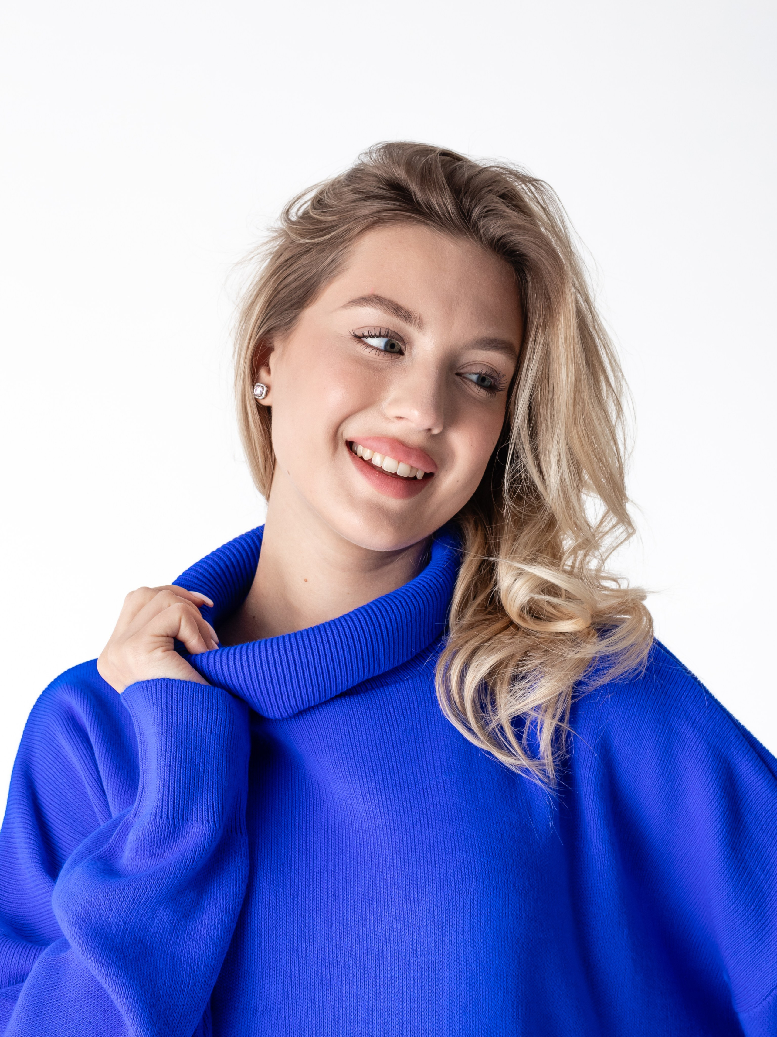 Свитер. Фотограф в Краснодаре Арина Кудряшова