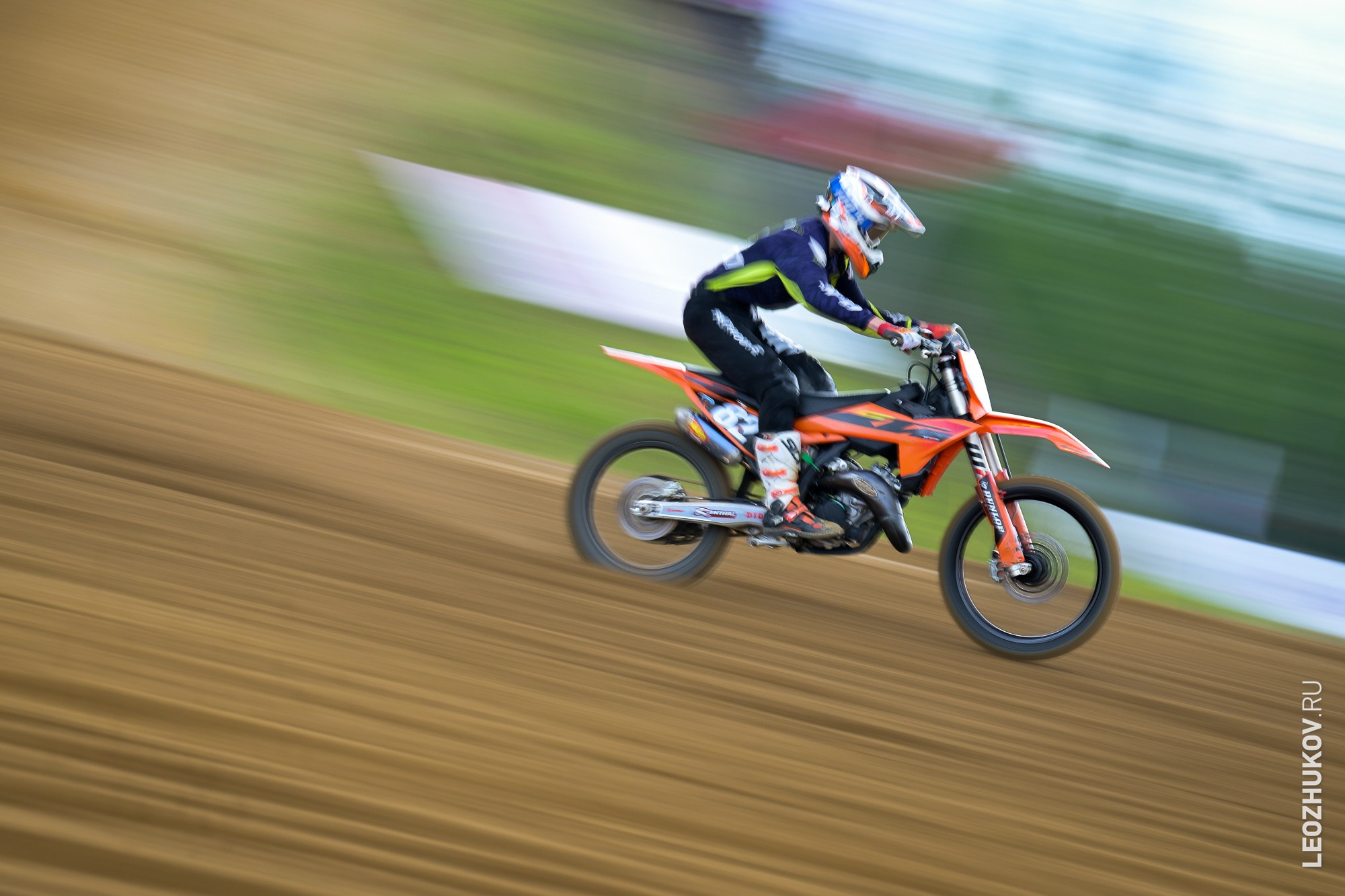 1 round of ММТ RGP russian motocross championships. Sports photographer Leonid Zhukov