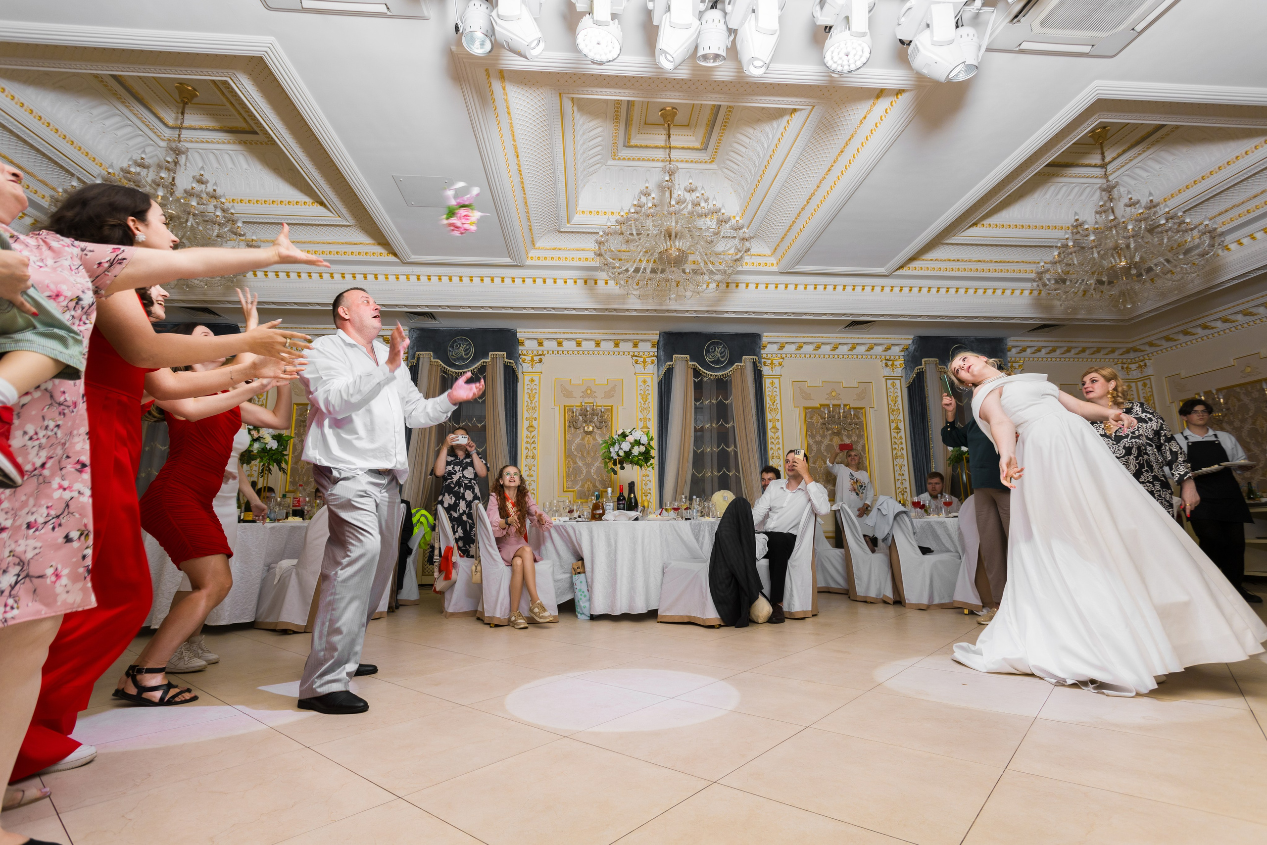 Ресторан. Photomantis