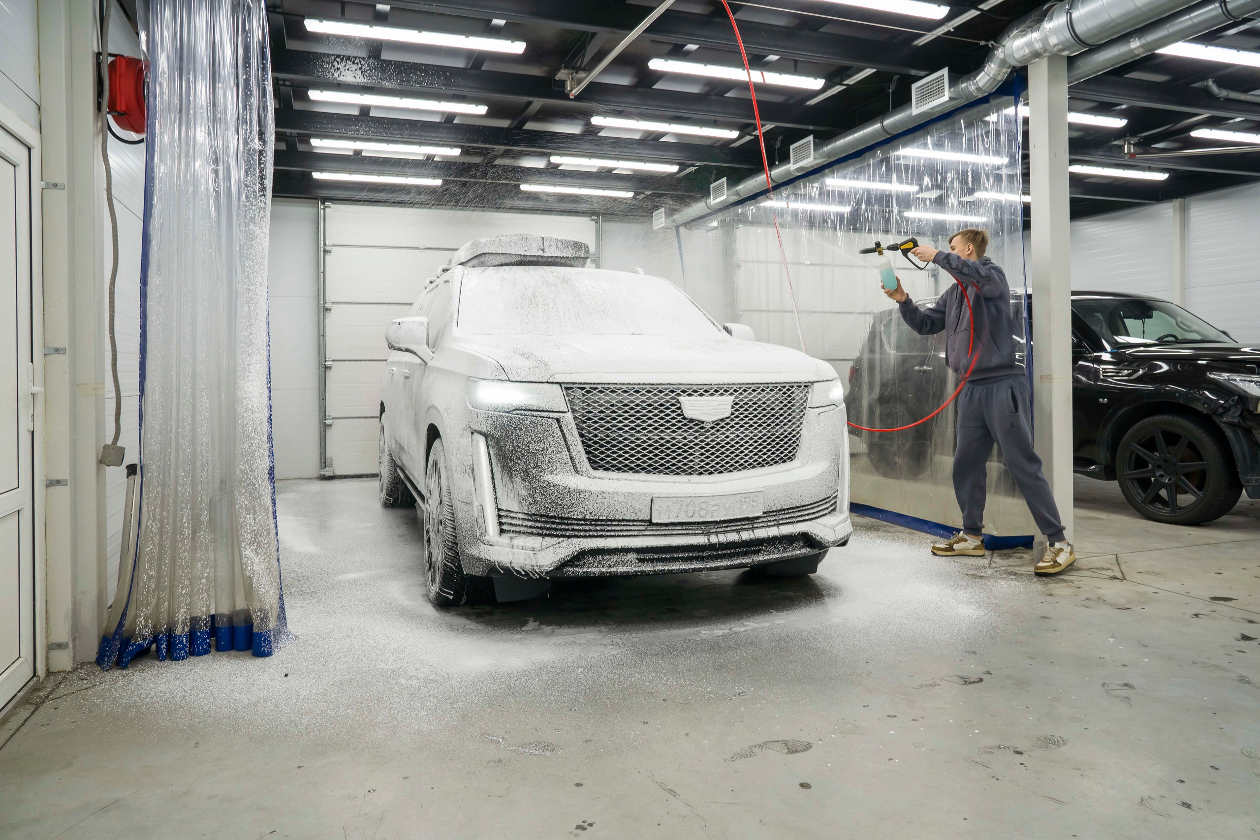 Съемка автосервиса автомойки. Фотограф в Санкт-Петербурге. Репортажная и все съёмки для бизнеса