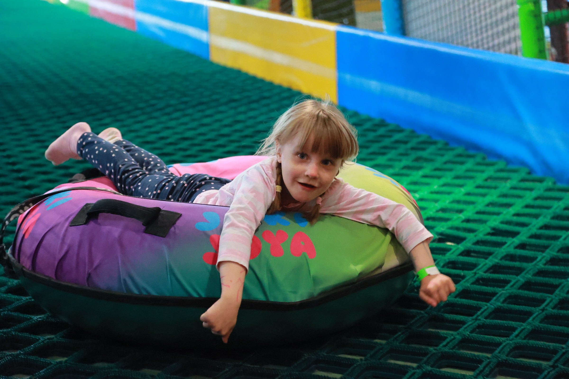 Семейный поход в игровой центр. Выпускные альбомы в Москве и Московской области