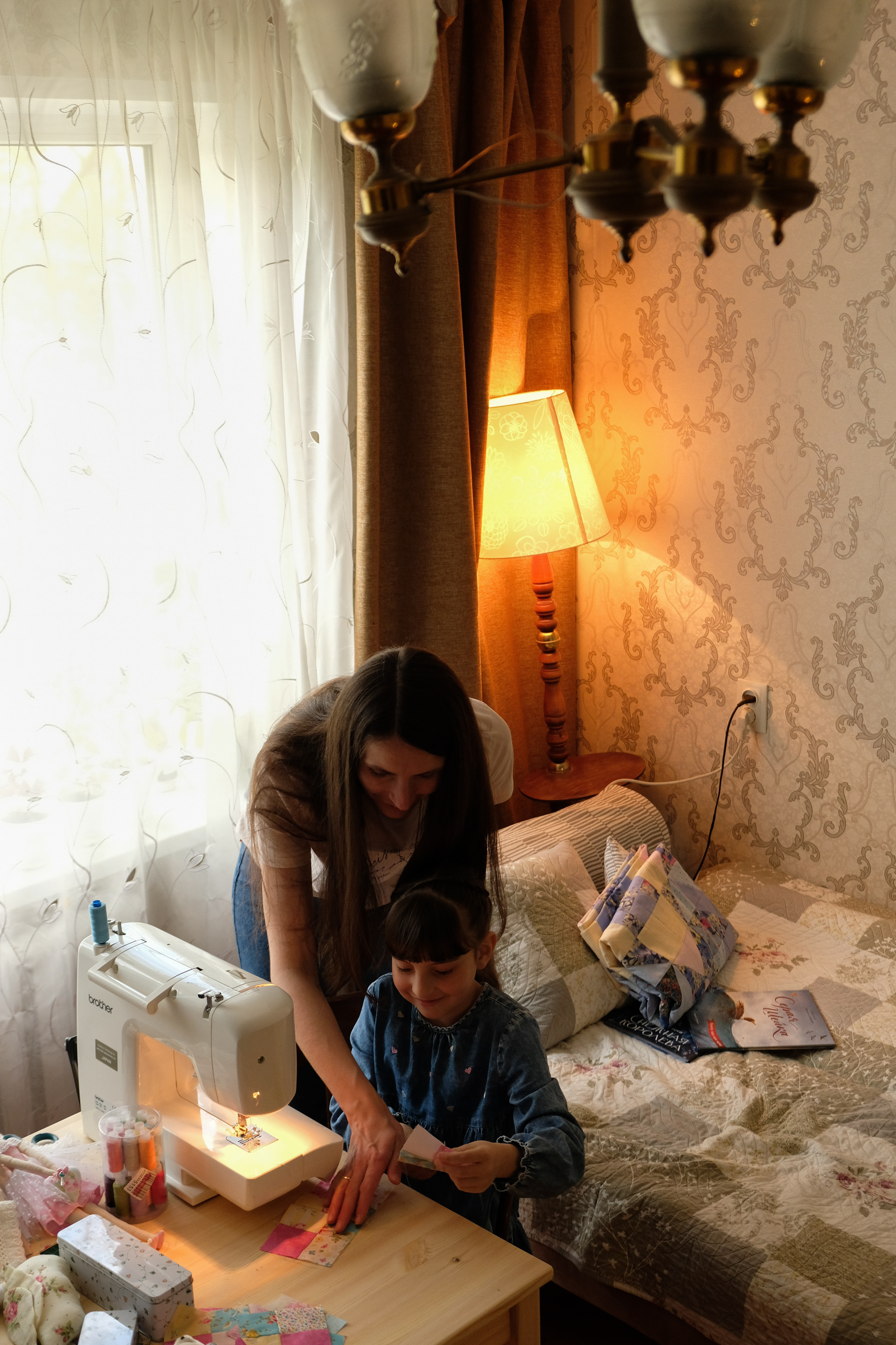 Под маминым крылом. Самойленко Надежда фотограф