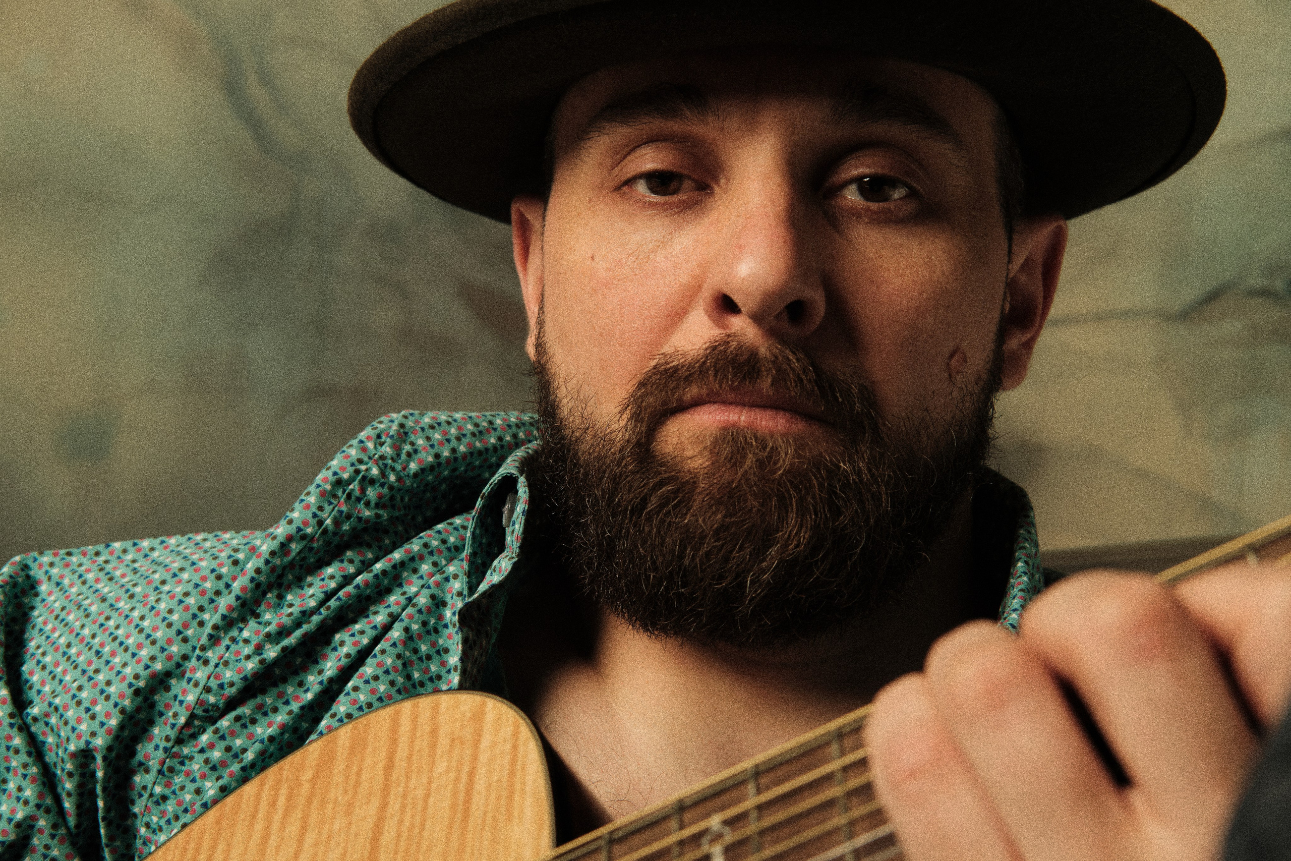 Рутина гитариста. Фотопродакшн, видеопродакшн, снять рекламу. Москва