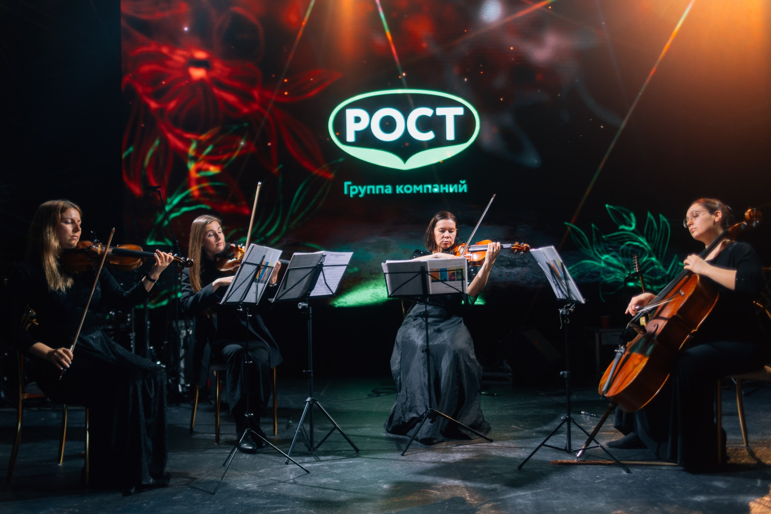 Новый Год. Группа компаний «Рост». Портфолио свадебного фотографа. Роман Каргаполов