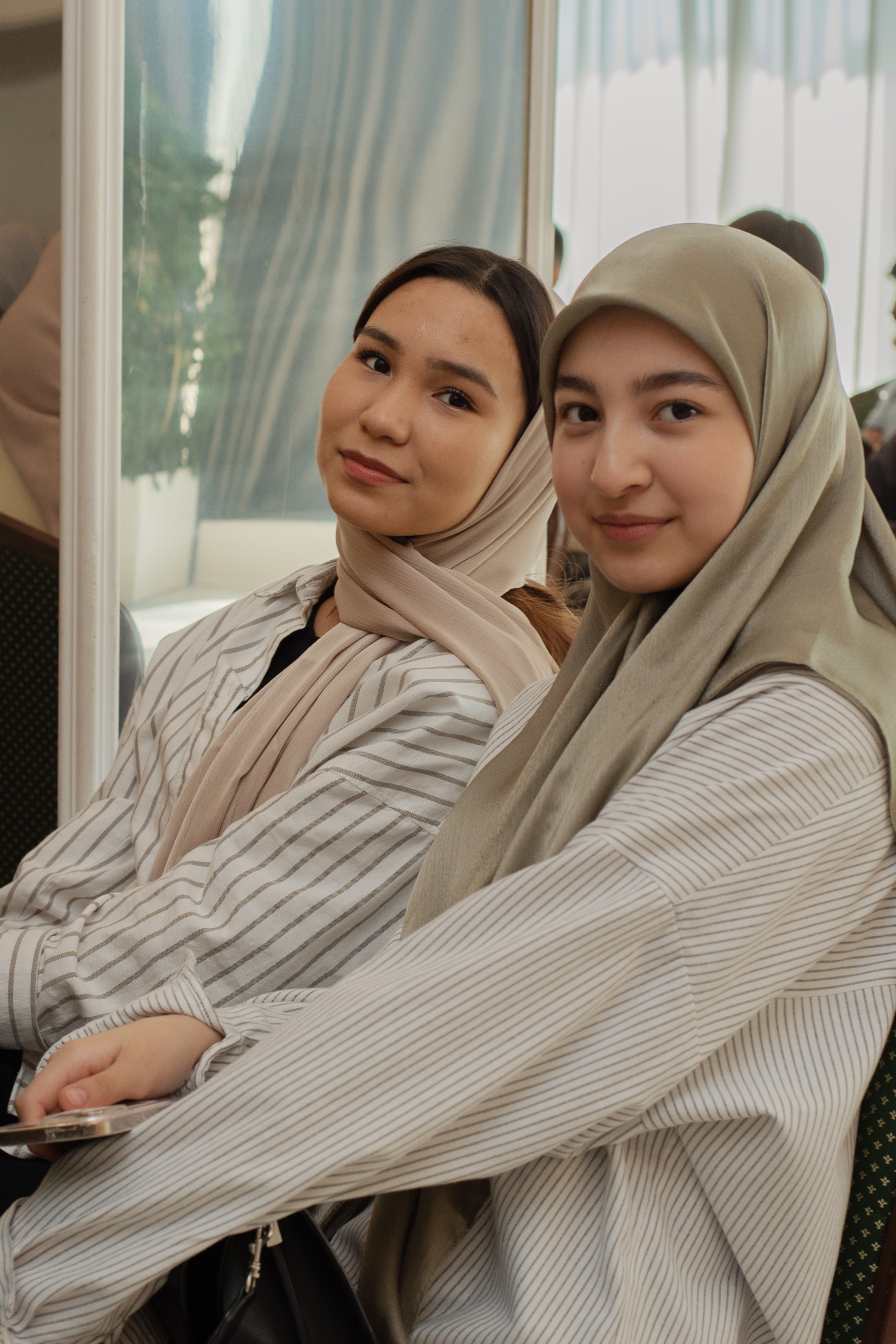 Выпускной в Евразийской женской гуманитарной академии. Лина Курочка — ваш фотограф