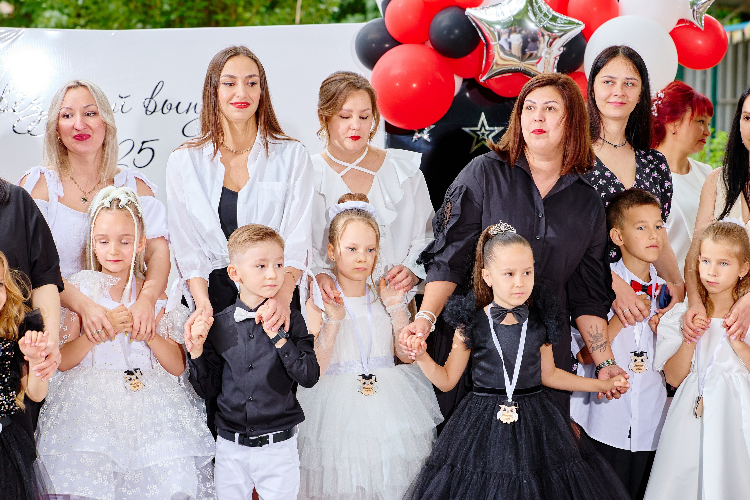 Выпускной 45 сад. Фотограф Выпускные альбомы Таганрог Сергей Коробченко