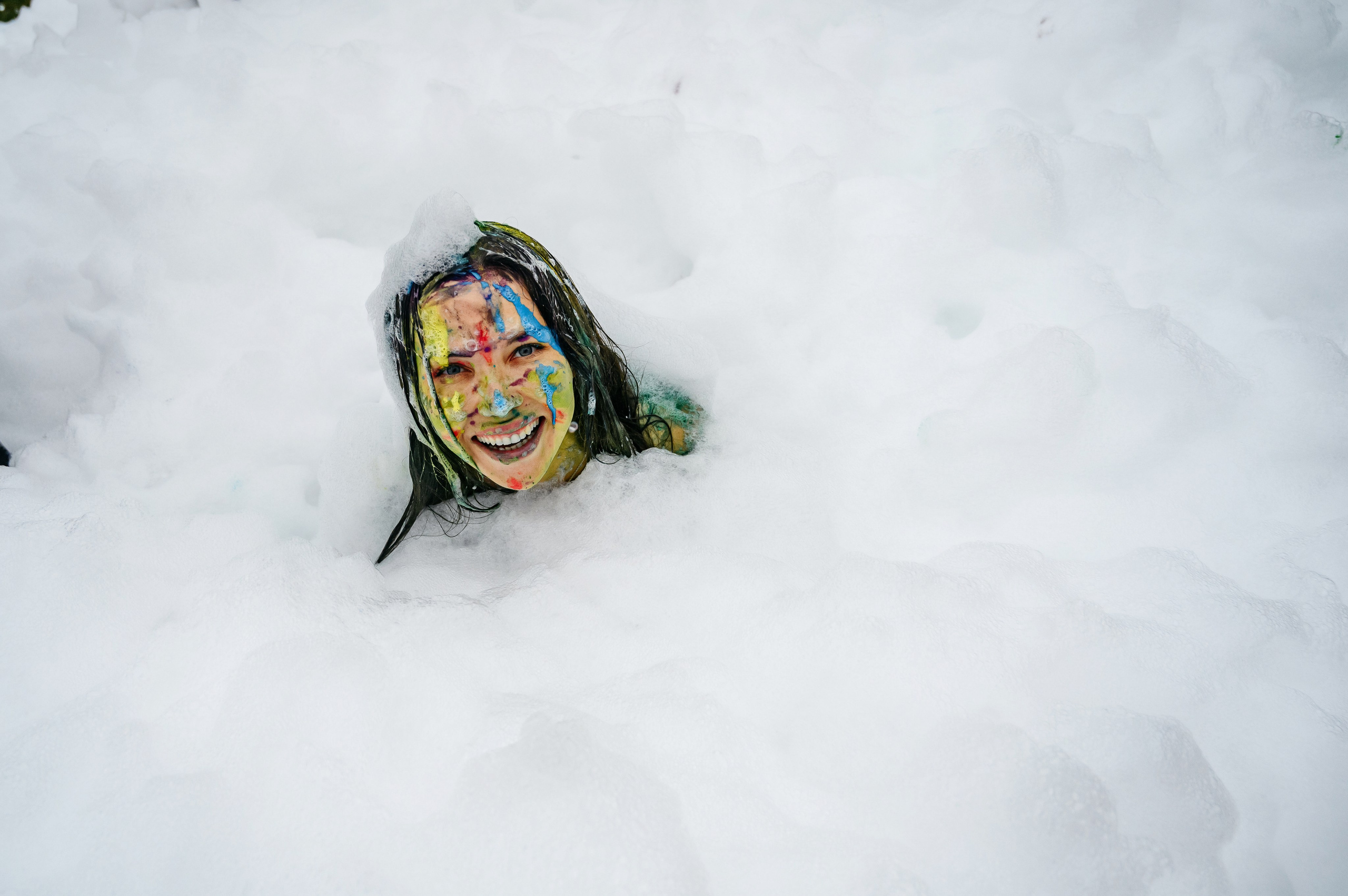 Ника. Пенная вечеринка с бассейном. Фотограф Владивосток. Игорь Кирсанов