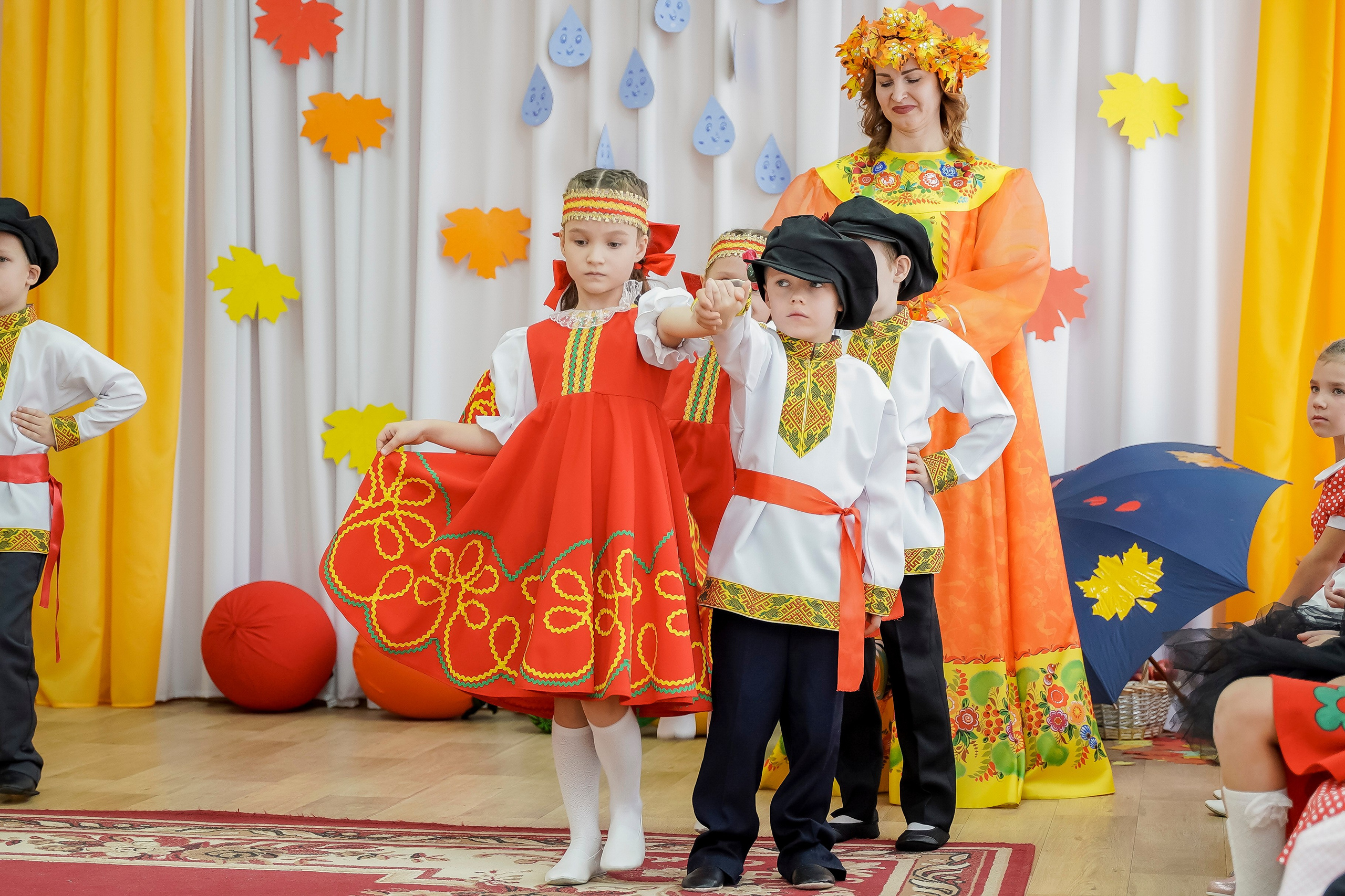 Еще осень. Геннадий Войтов — контент под любые задачи