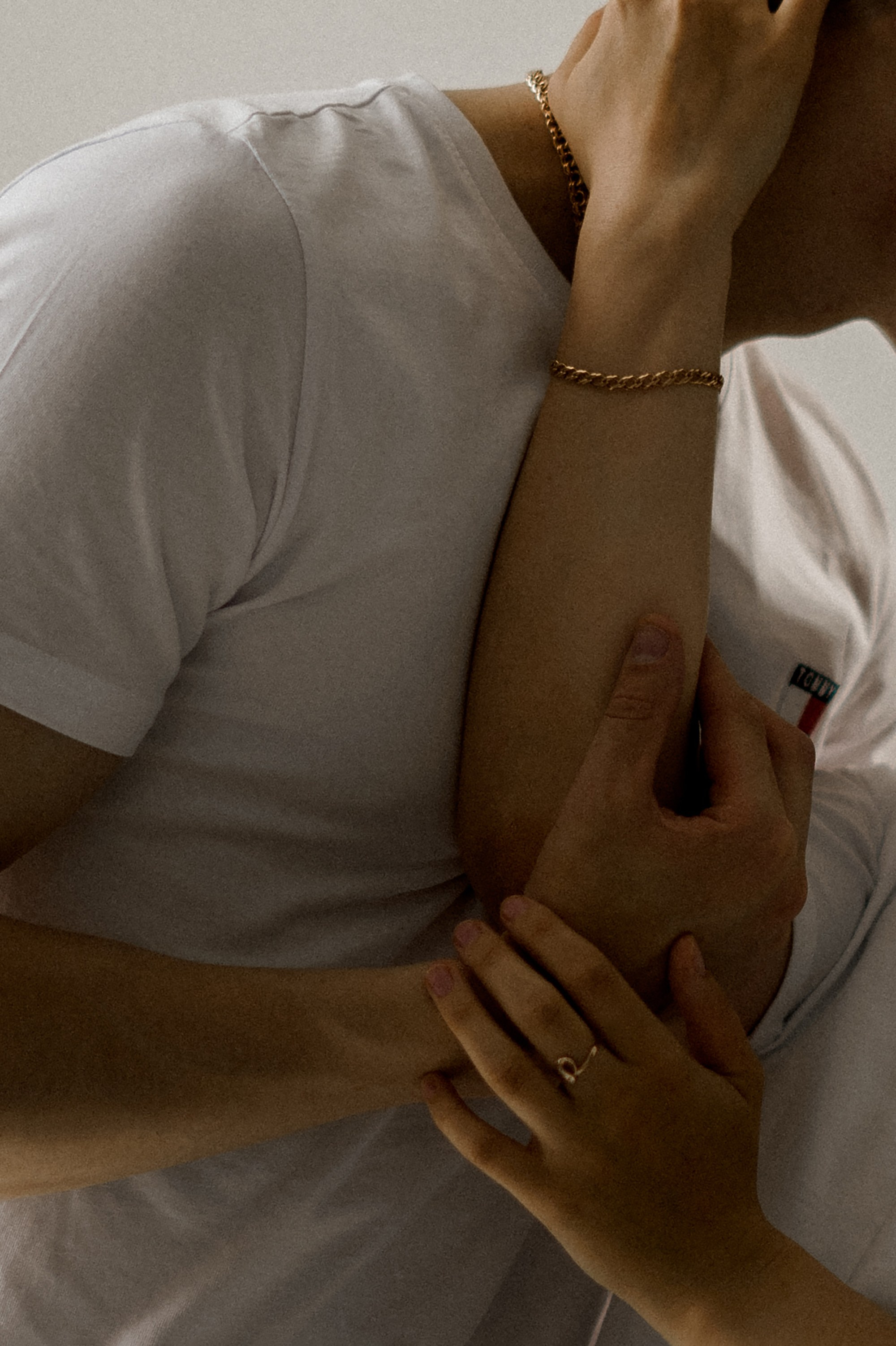 Фотосессия лав стори в студии сахалин. Фотограф сахалин