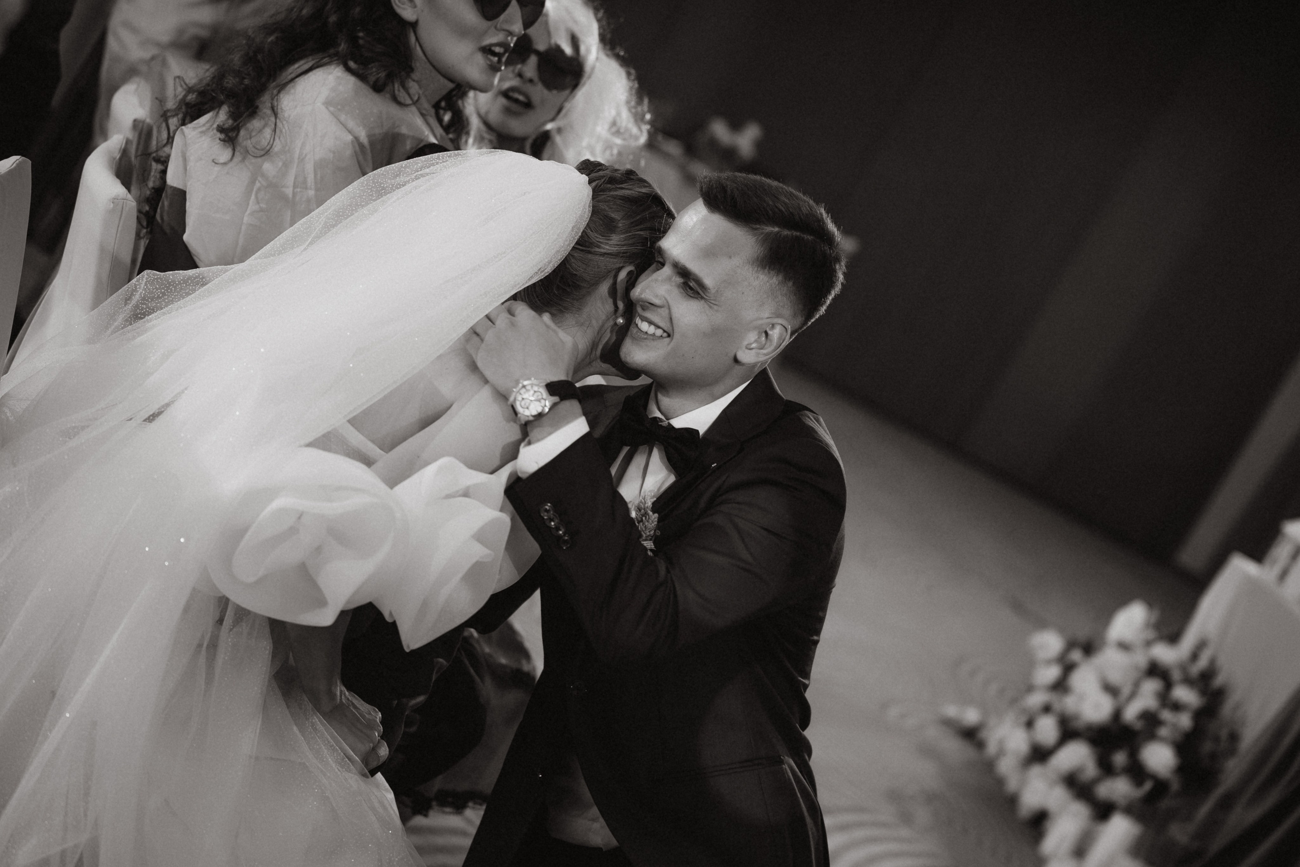  Поиск фотографа для свадьбы в Новороссийске - доступные цены и качество.