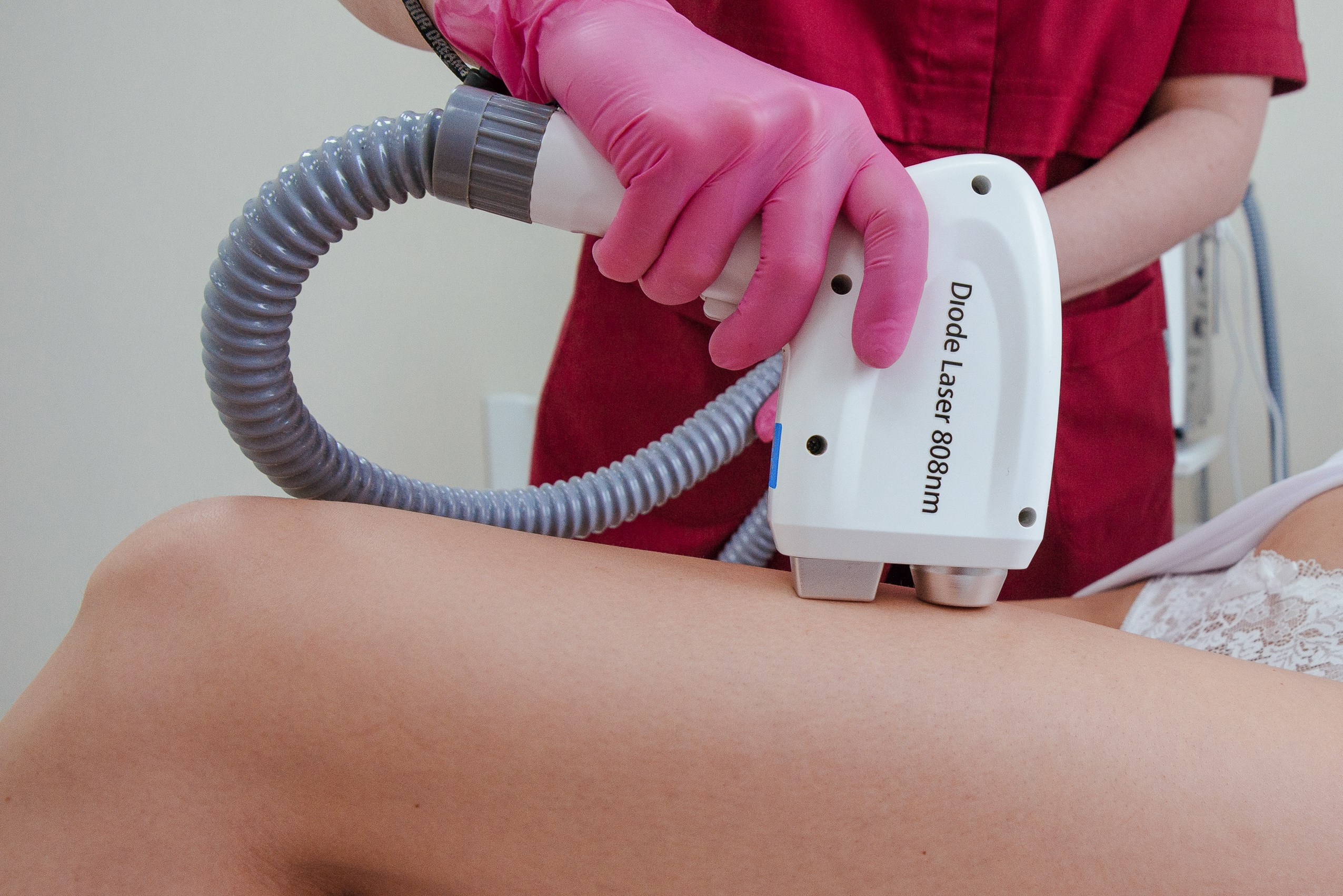 Фото контент для инстаграм студии лазерной эпиляции в Краснообске. Контент фотограф Дарья Едапина Новосибирск. Фотограф Дарья Едапина Новосибирск