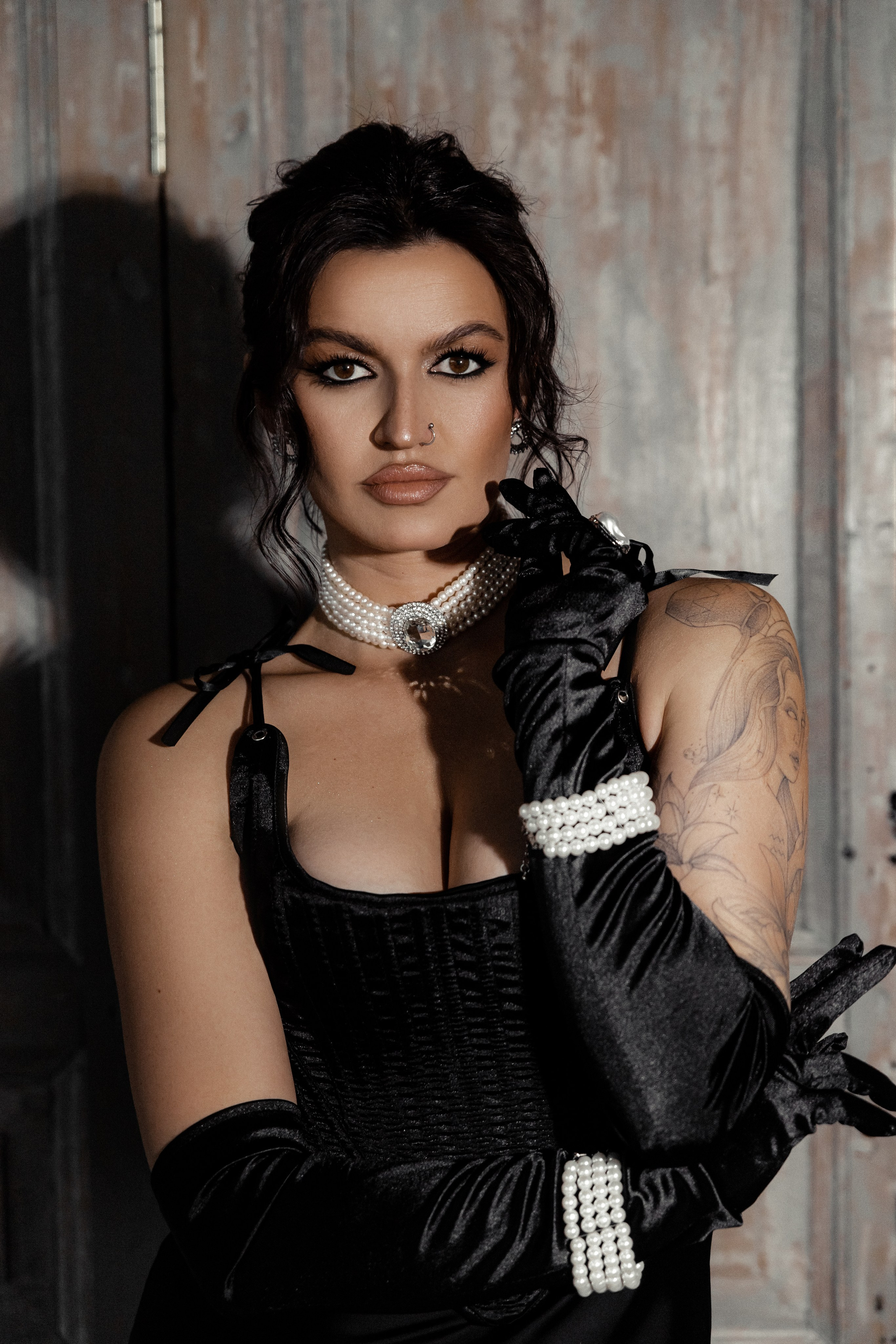 Фотосессия в стиле «Дорого пiZдец». Натали Маглер женский фотограф в Сочи | Адлер | Красная Поляна