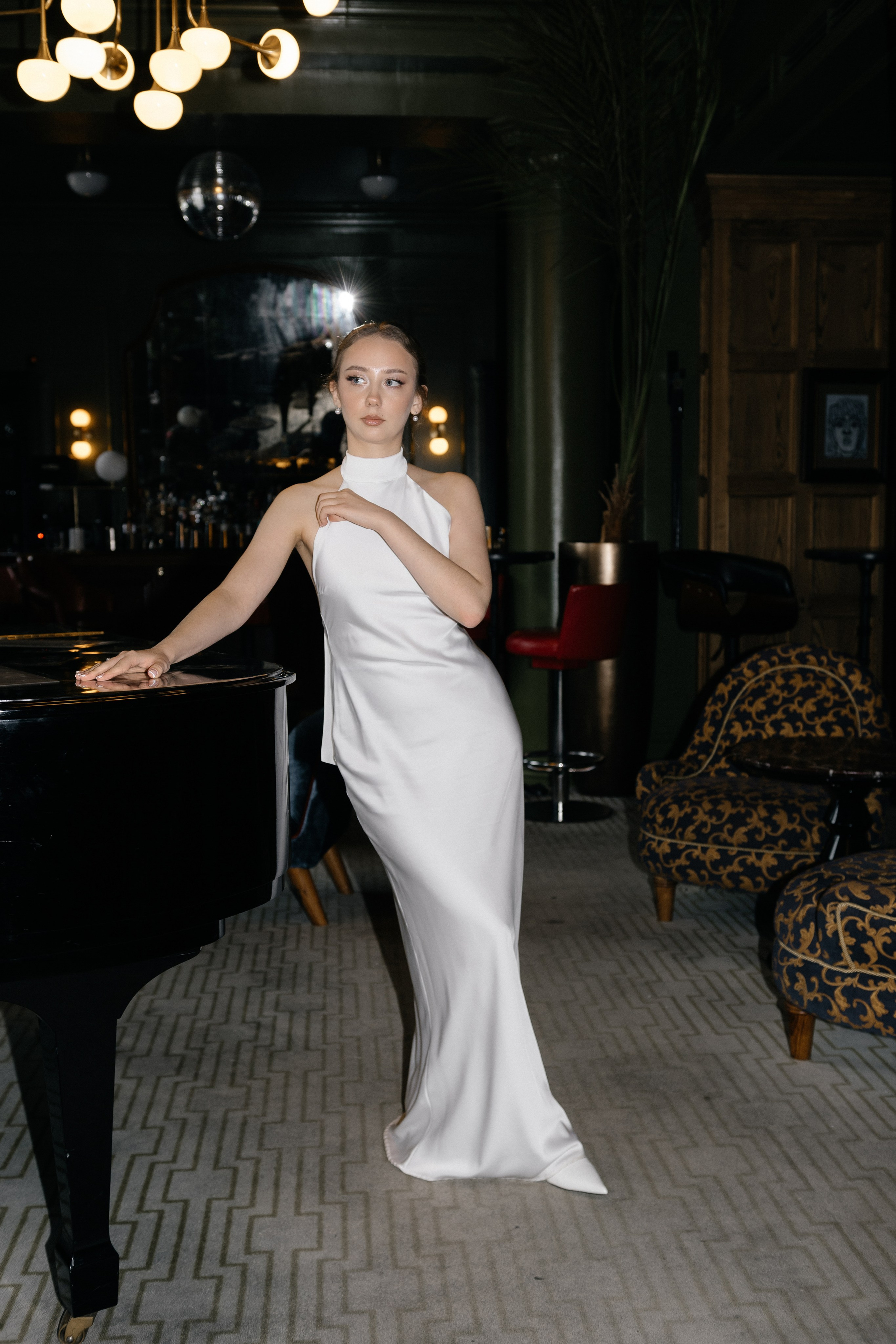 Wedding day in Martinique Bar. Wedding PHOTOGRAPHER Andrew Vnukov