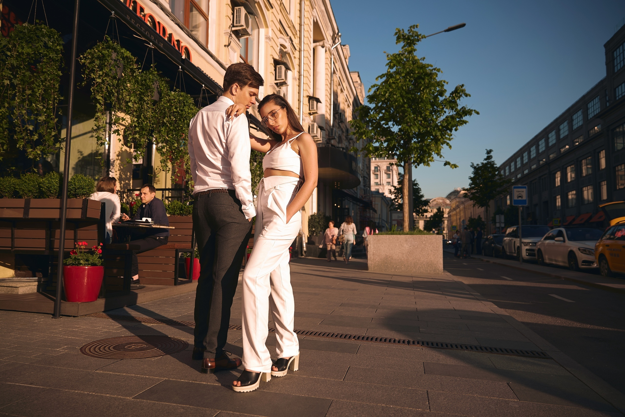 Фотосессия на центральных московских улочках. Свадебный и семейный фотограф Москва, Звенигород, Одинцово, Можайск,