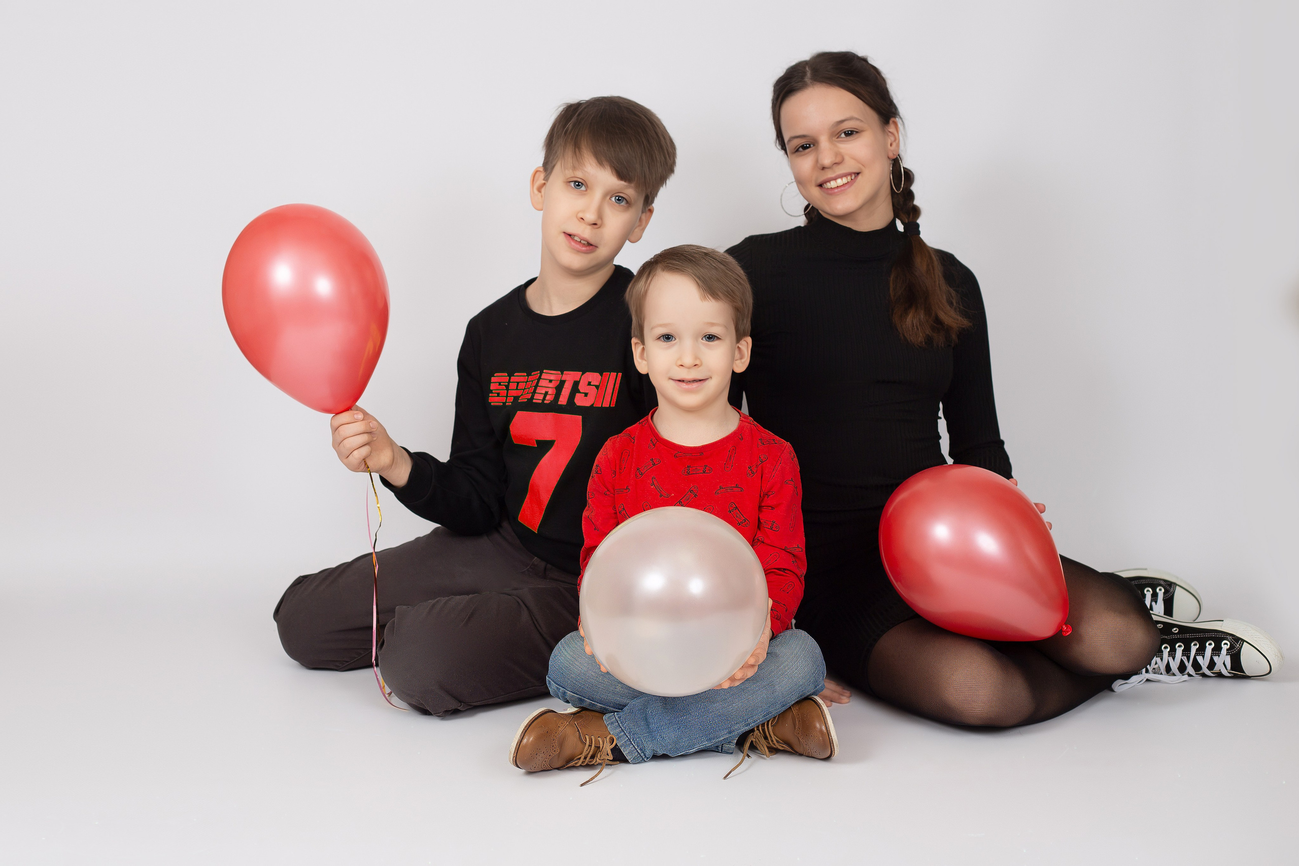 Дети в студии. Юлия Дейкун — семейный фотограф в Минске