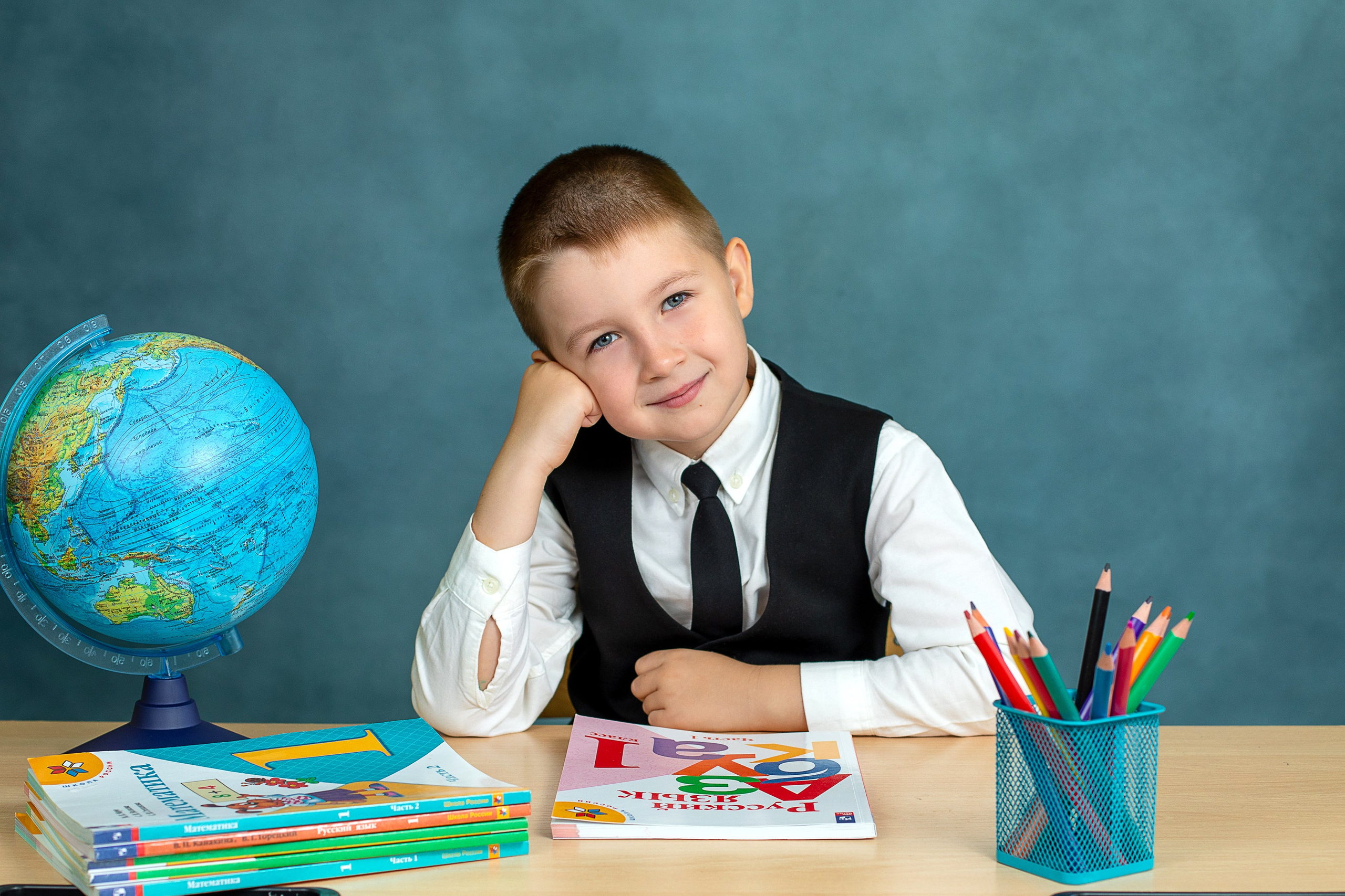 Портреты. Первоклашки. Школьный и детский фотограф в Южно-Сахалинске Анастасия Лескова