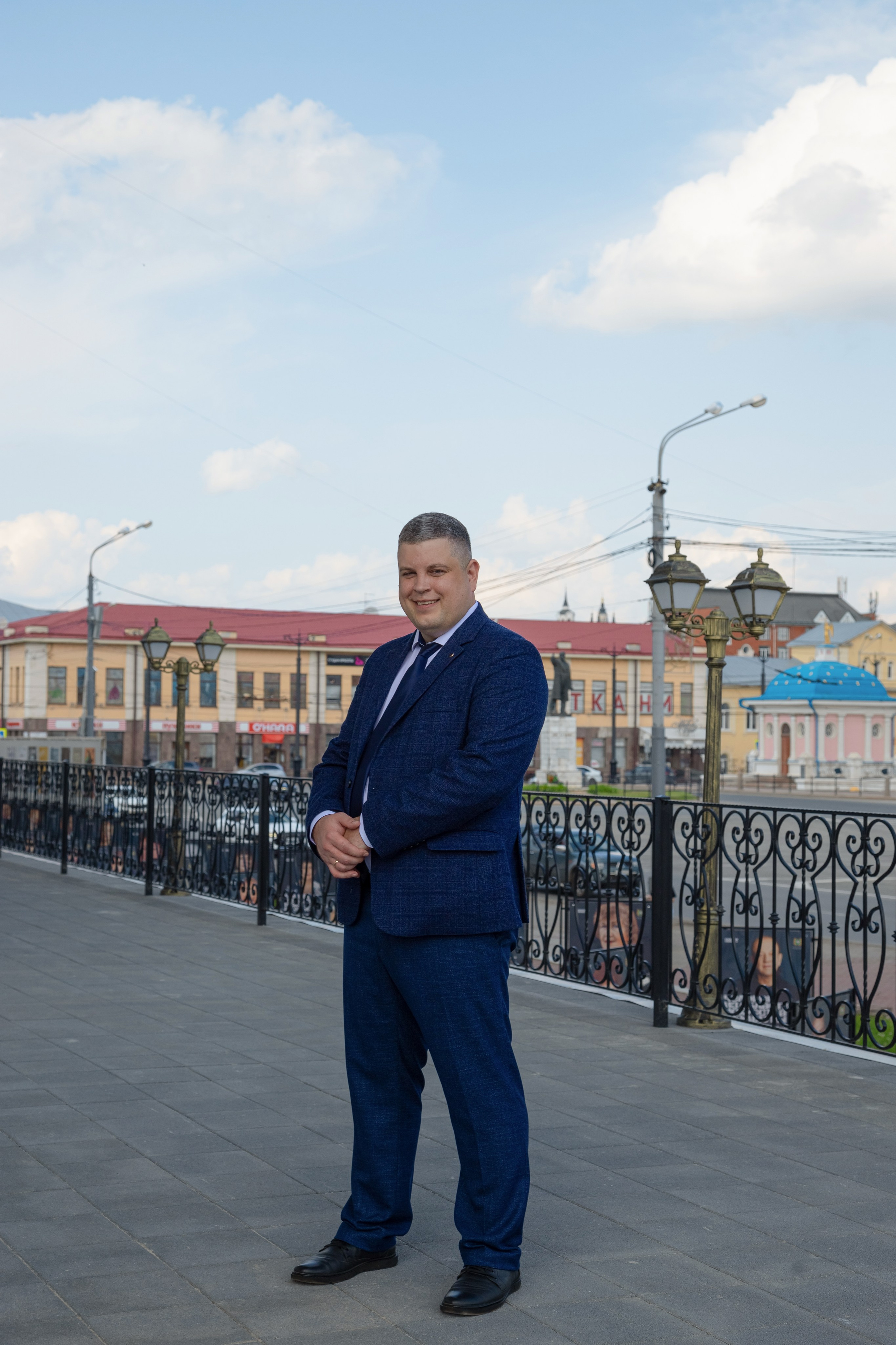 Прогулка в сирени после ЗАГСа Томск (Р. Люксембург). Фотограф в Томске Евгения Гуляева