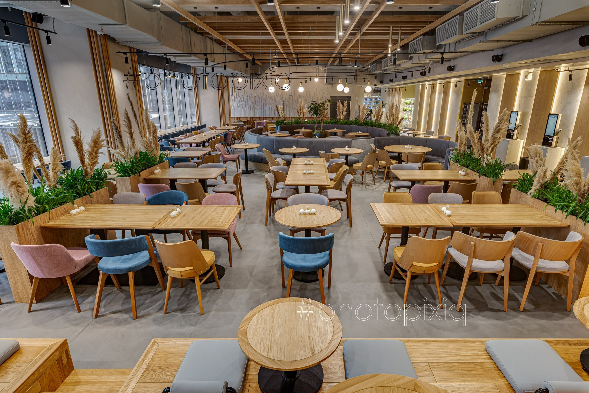 Фотосъёмка кафе LUNCH-BOX в Башне ОКО. Интерьерная съёмка и виртуальные туры — Интерьерный фотограф Кузнецов Сергей (photopixiq)