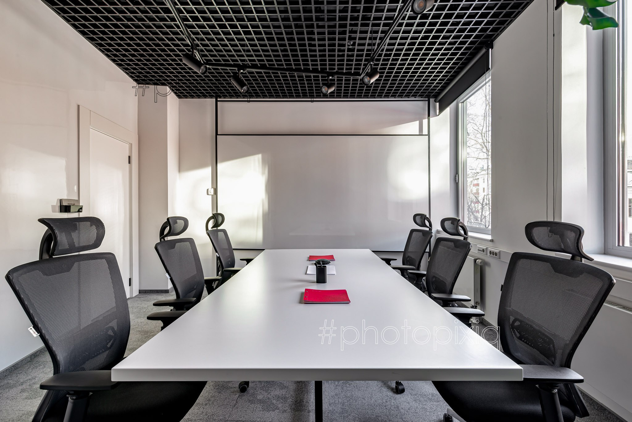 Интерьерная съёмка офиса компании HFLabs для сайта. Интерьерная съёмка и виртуальные туры — Интерьерный фотограф Кузнецов Сергей (photopixiq)