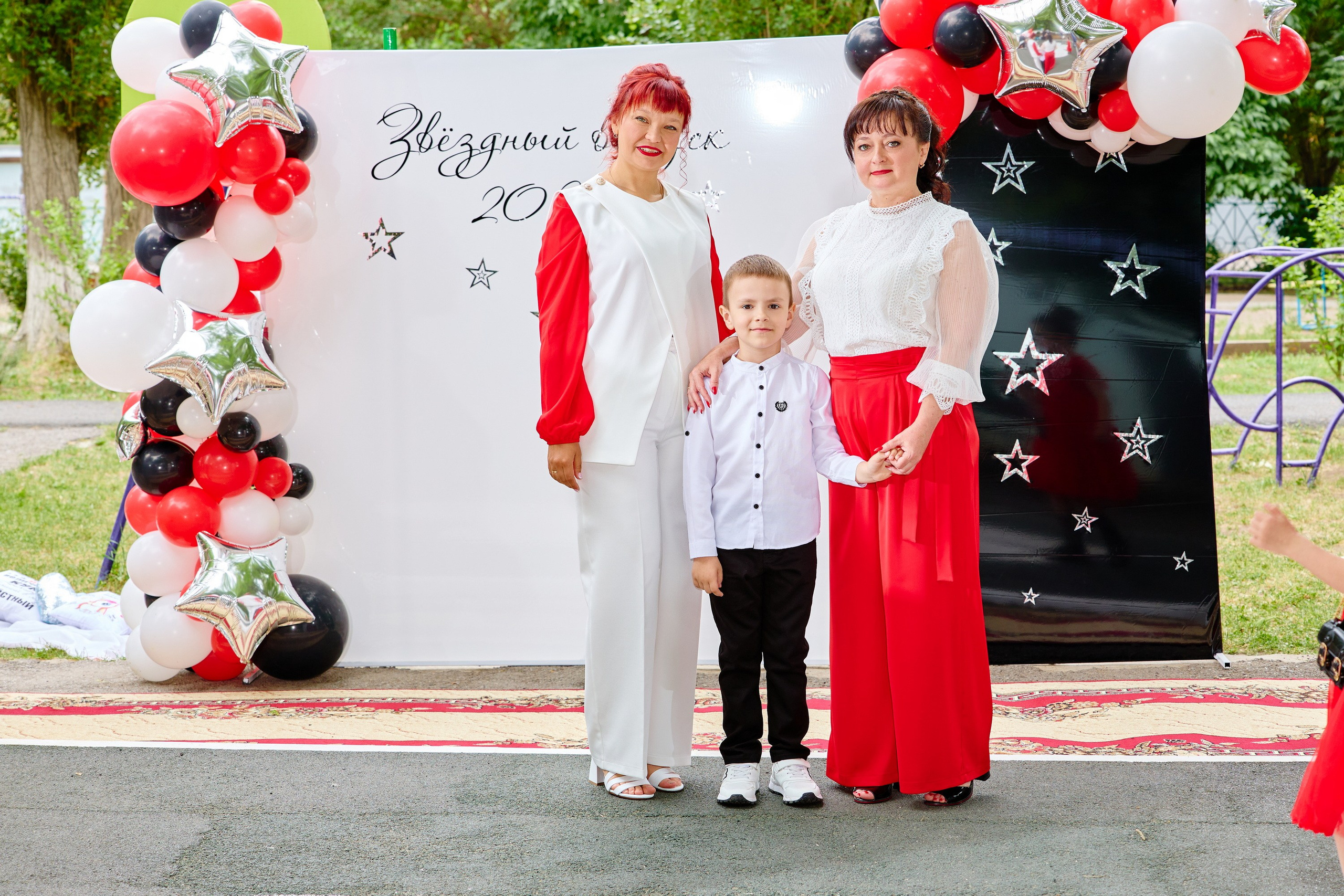 Выпускной 45 сад. Фотограф Выпускные альбомы Таганрог Сергей Коробченко