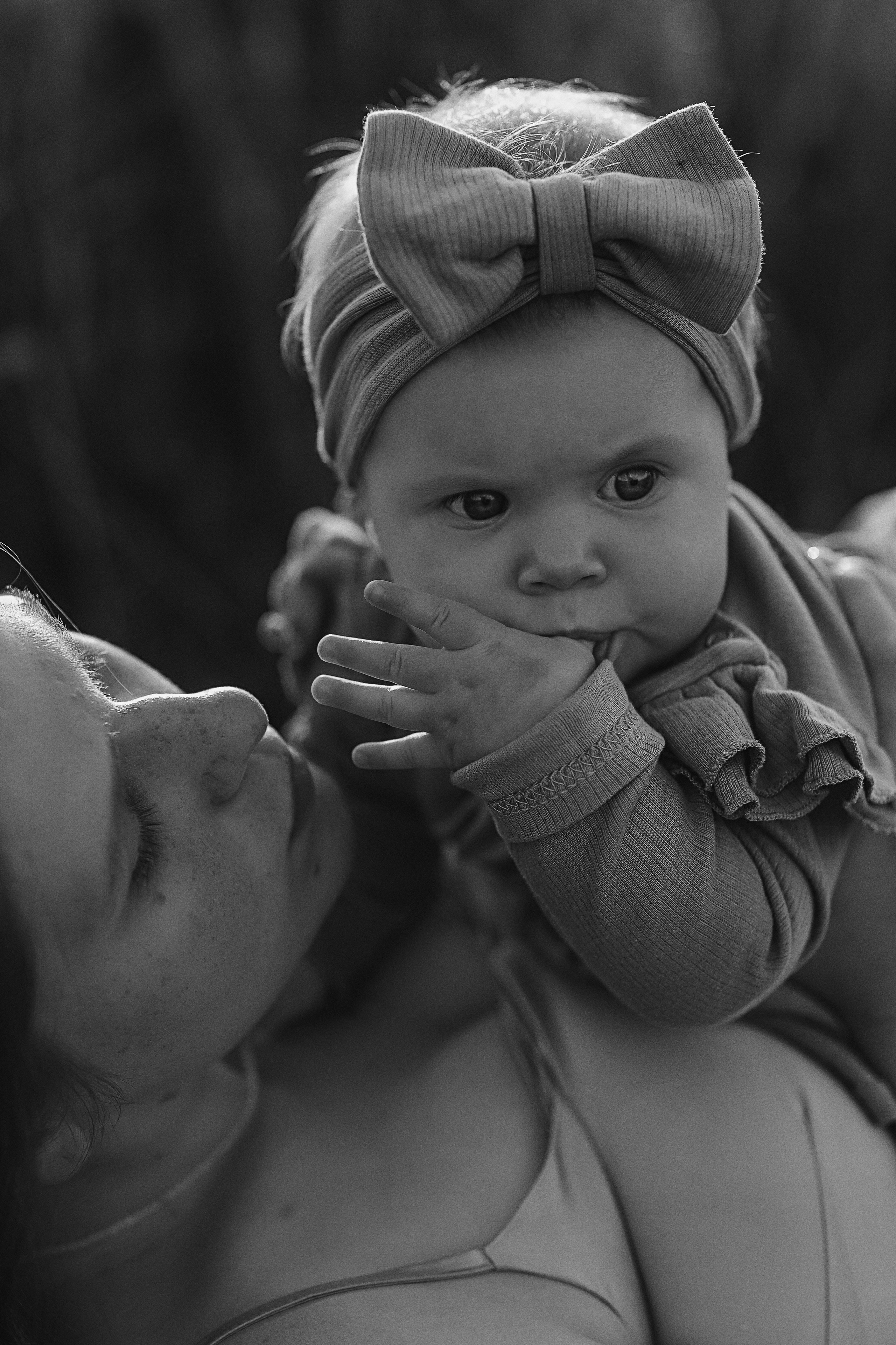 Закатное поле семейная. Семейный фотограф Тюмень, фотограф на роды Салмина Мария