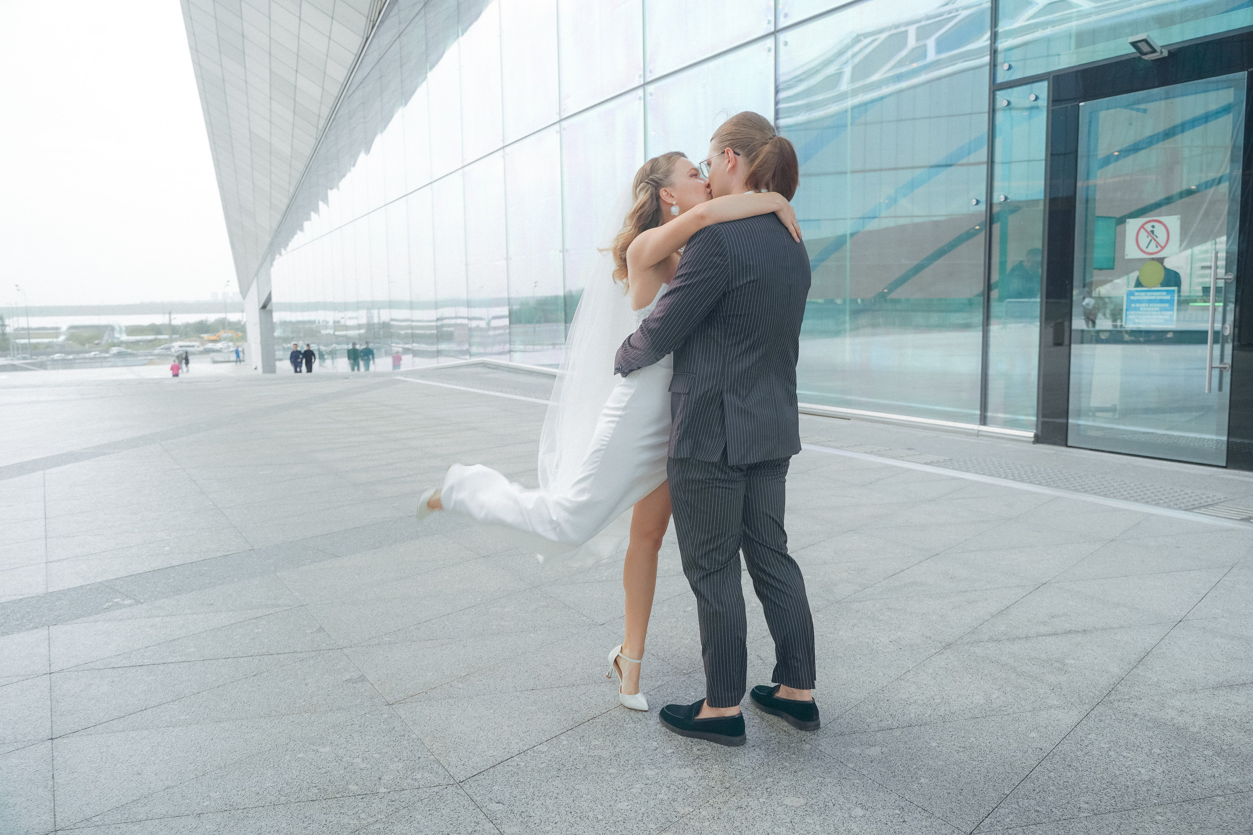 Минимализм на Лахте. Анна и Дмитрий. Professional photoartist in St. Petersburg (wedding, reportage, portrait, model book, love story) Alexander Shvedov