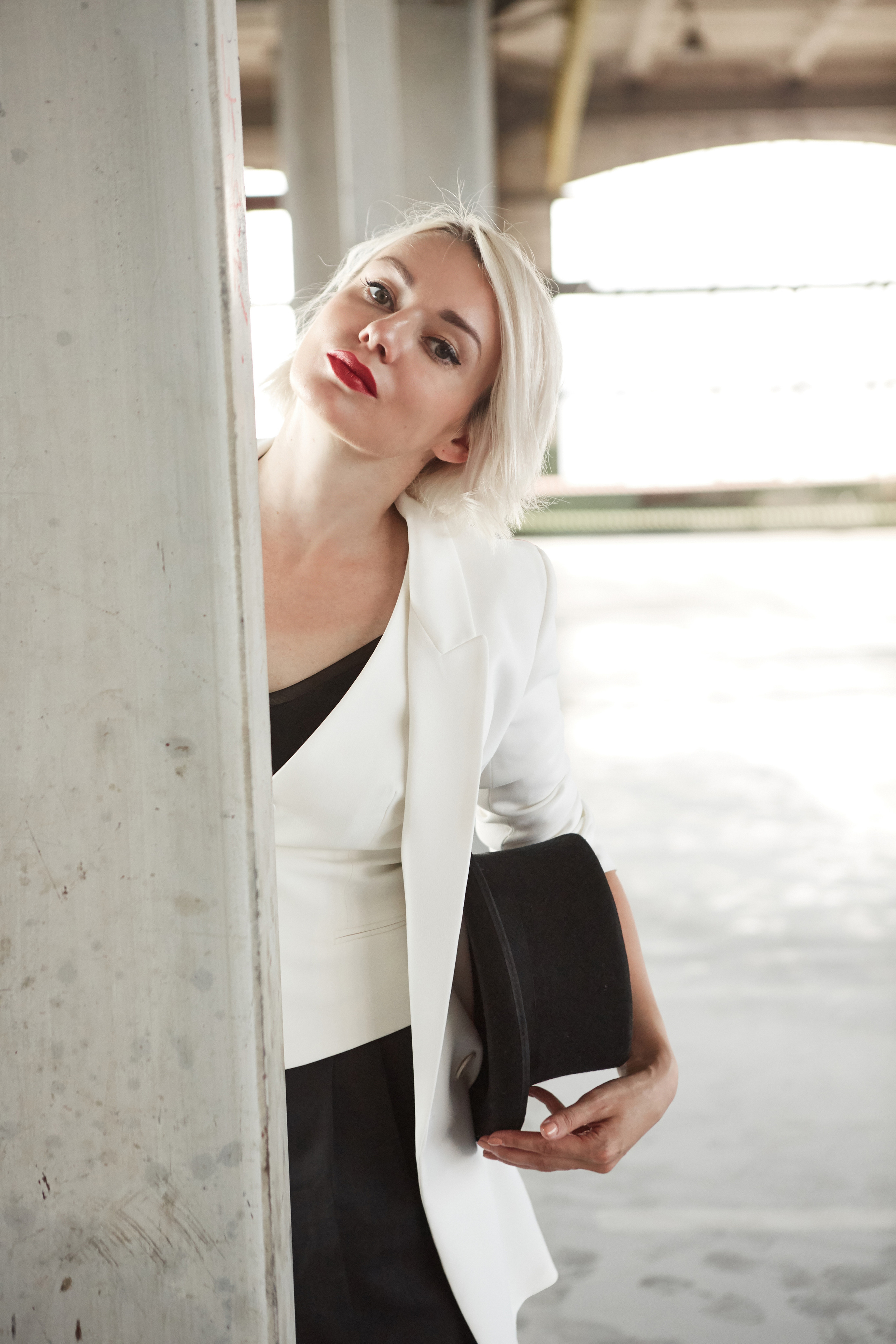 Ева Кац — писатель, блоггер, предприниматель. Анастасия Зобнинá — фотограф в Санкт-Петербурге/СПб