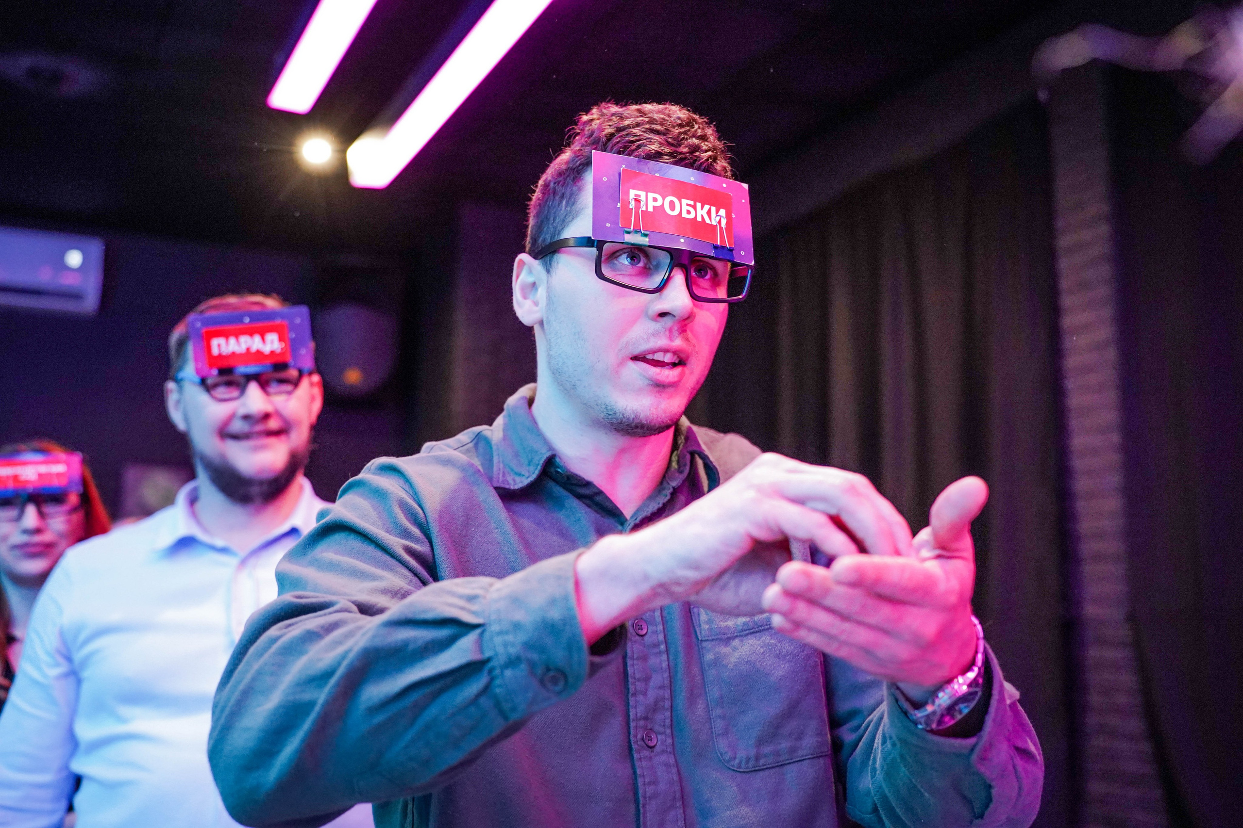 ДВА ДИВАНА ШОУ (ВЗРОСЛОЕ). Портфолио