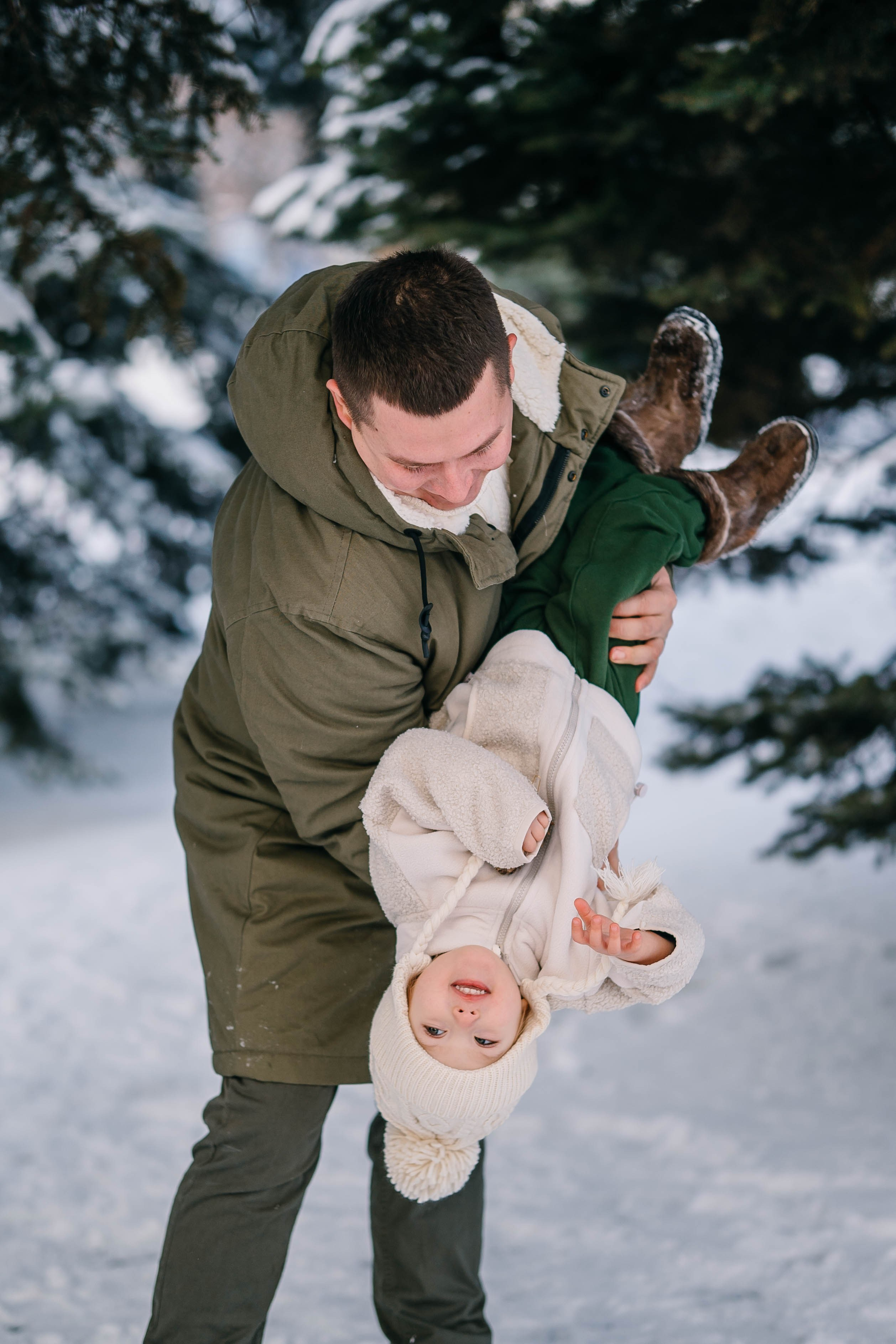Зимняя сказка в Сосновом лесу. Фотограф Сергей Логинов