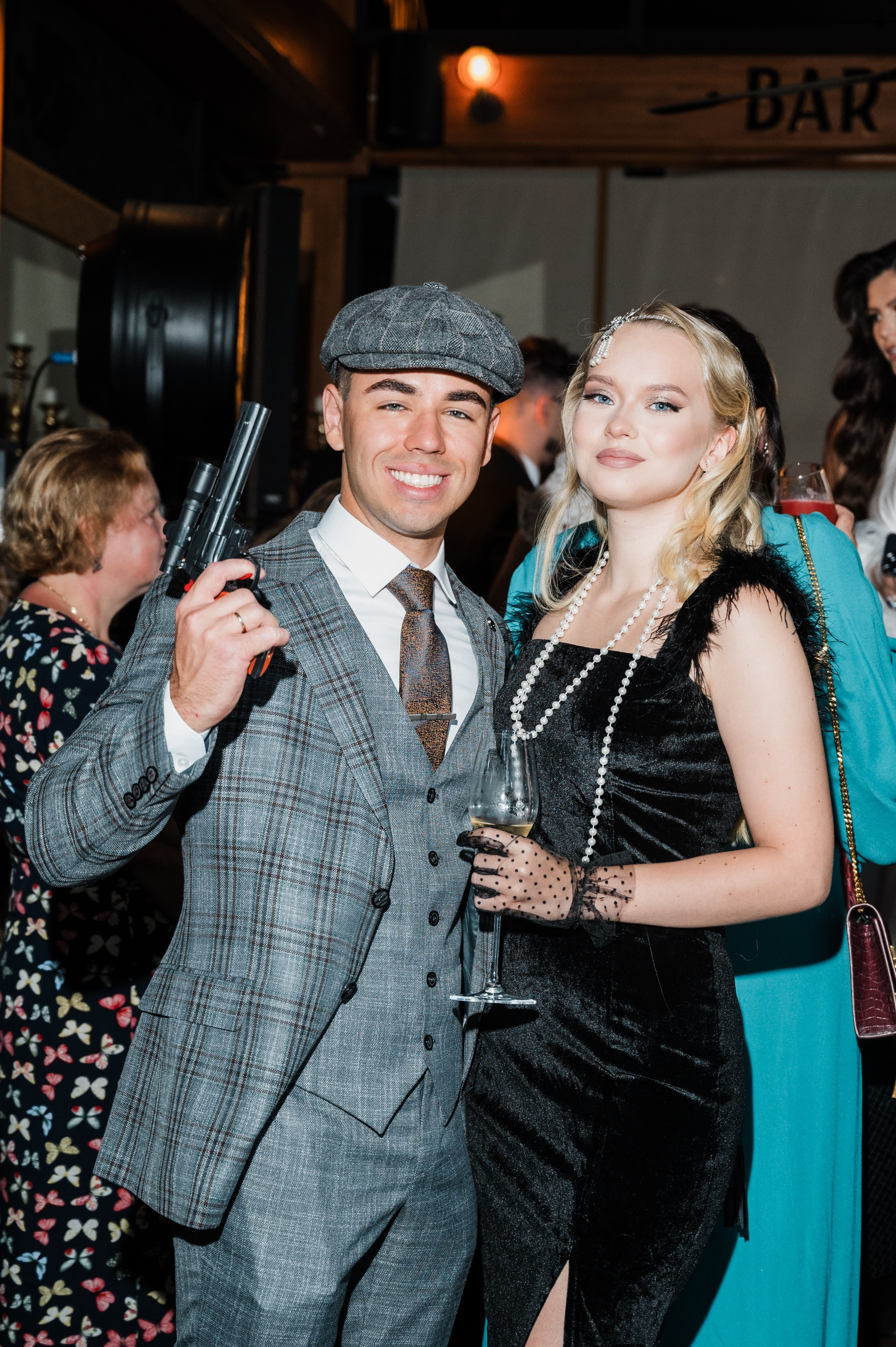 Репортажный фотограф на корпоратив и другие мероприятия. Свадебный и семейный фотограф в Краснодаре Марина Стёпа